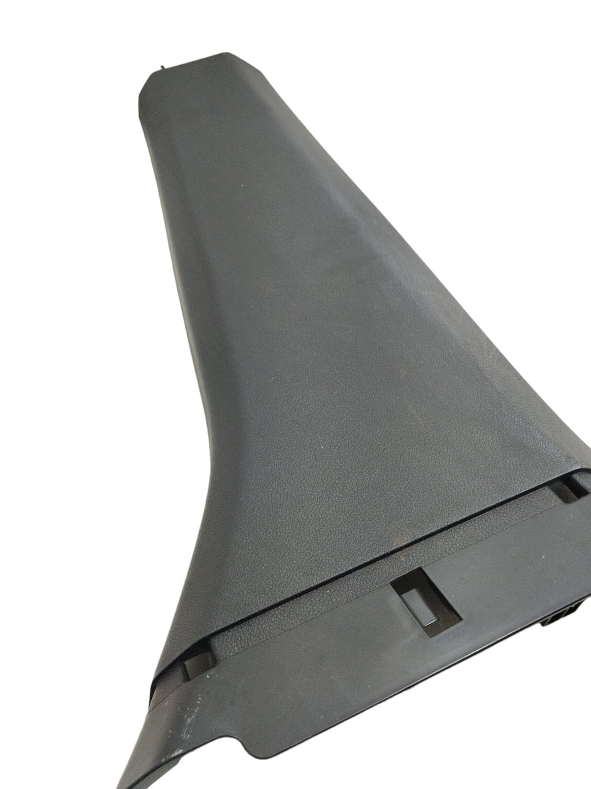 Moldura Coluna Direito Chevrolet Spin 2017 94738657 Preto 3
