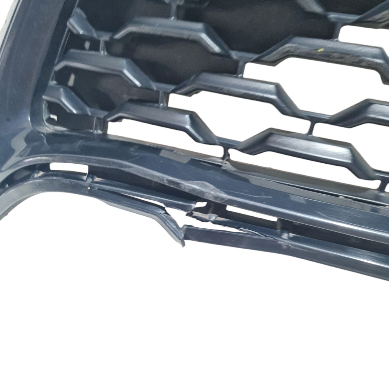 Grade Frontal Dianteiro  Parachoque Corolla Cross Detalhes Cinza 8