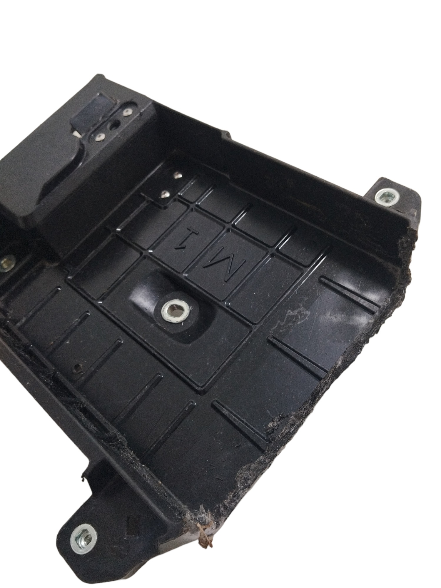 Caixa Inferior Bateria Toyota Corolla 2.0 Xei 2022 Detalhe 7