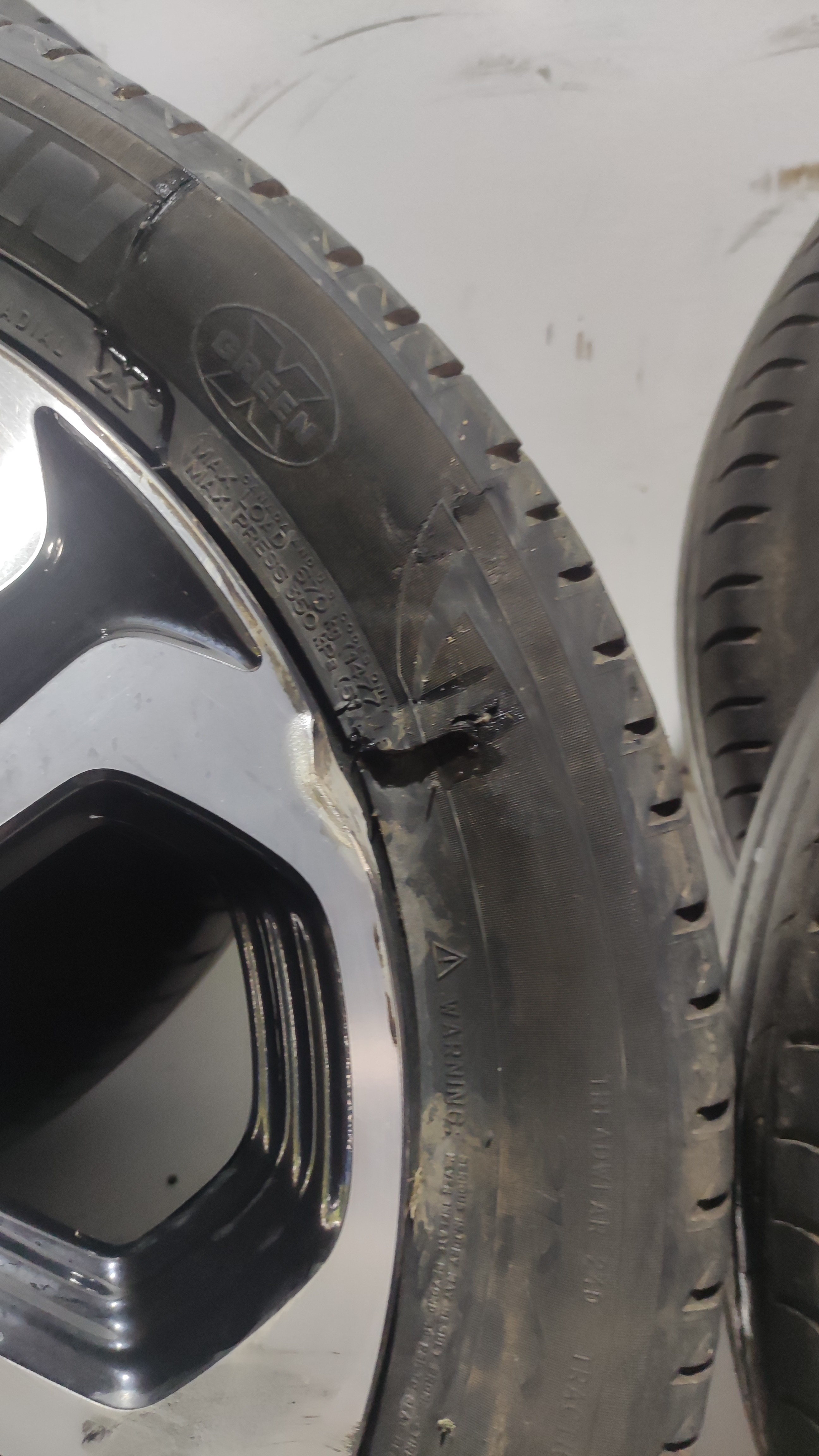 Jogo De Roda Com Pneu Honda Hrv Hr-v 2016 A 2020 Original  Cinza 3