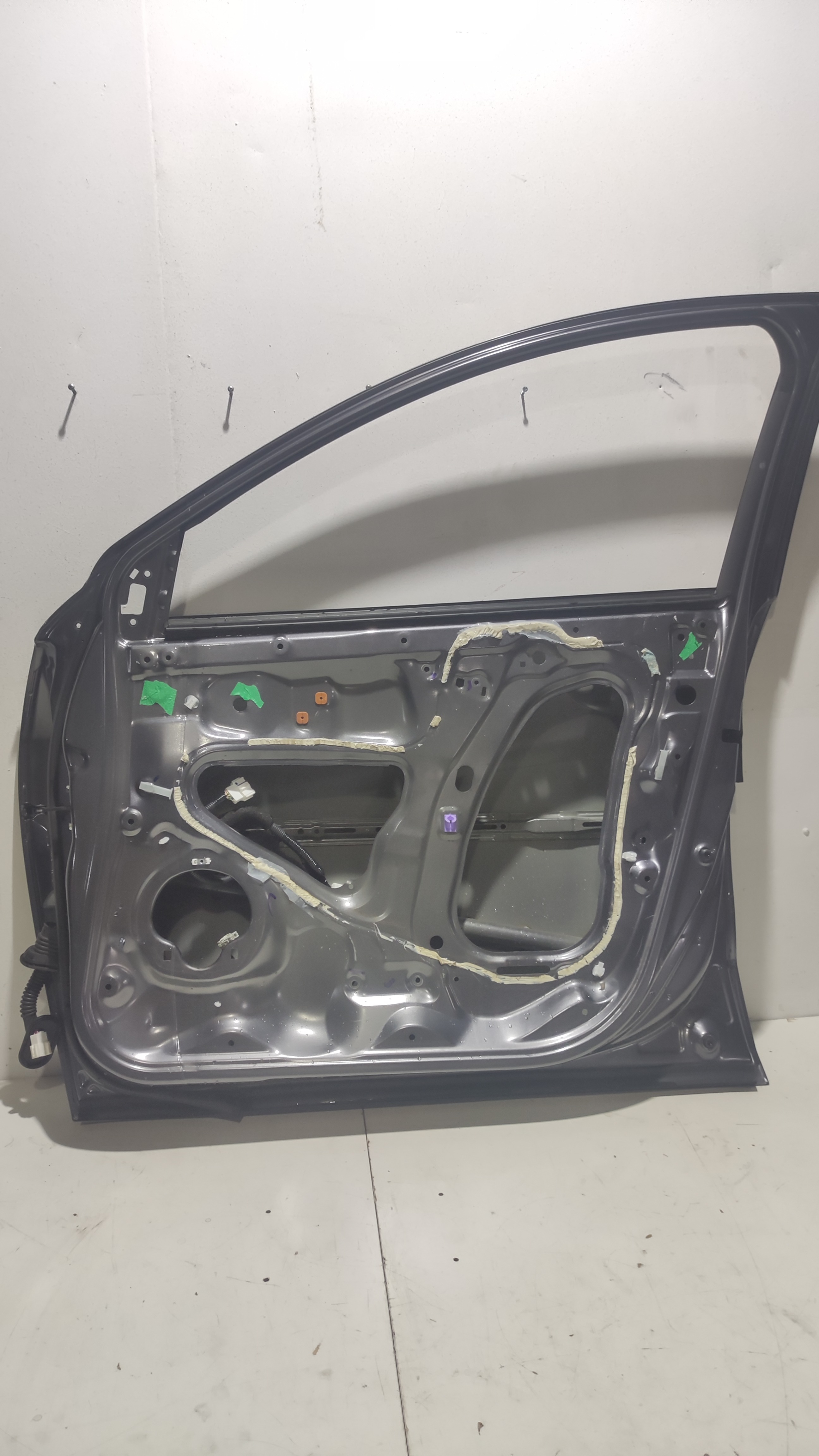 Porta Dianteira Direita Honda Hr-v 2018 2017 Leves Detalhe Dianteira Direito Cinza 9