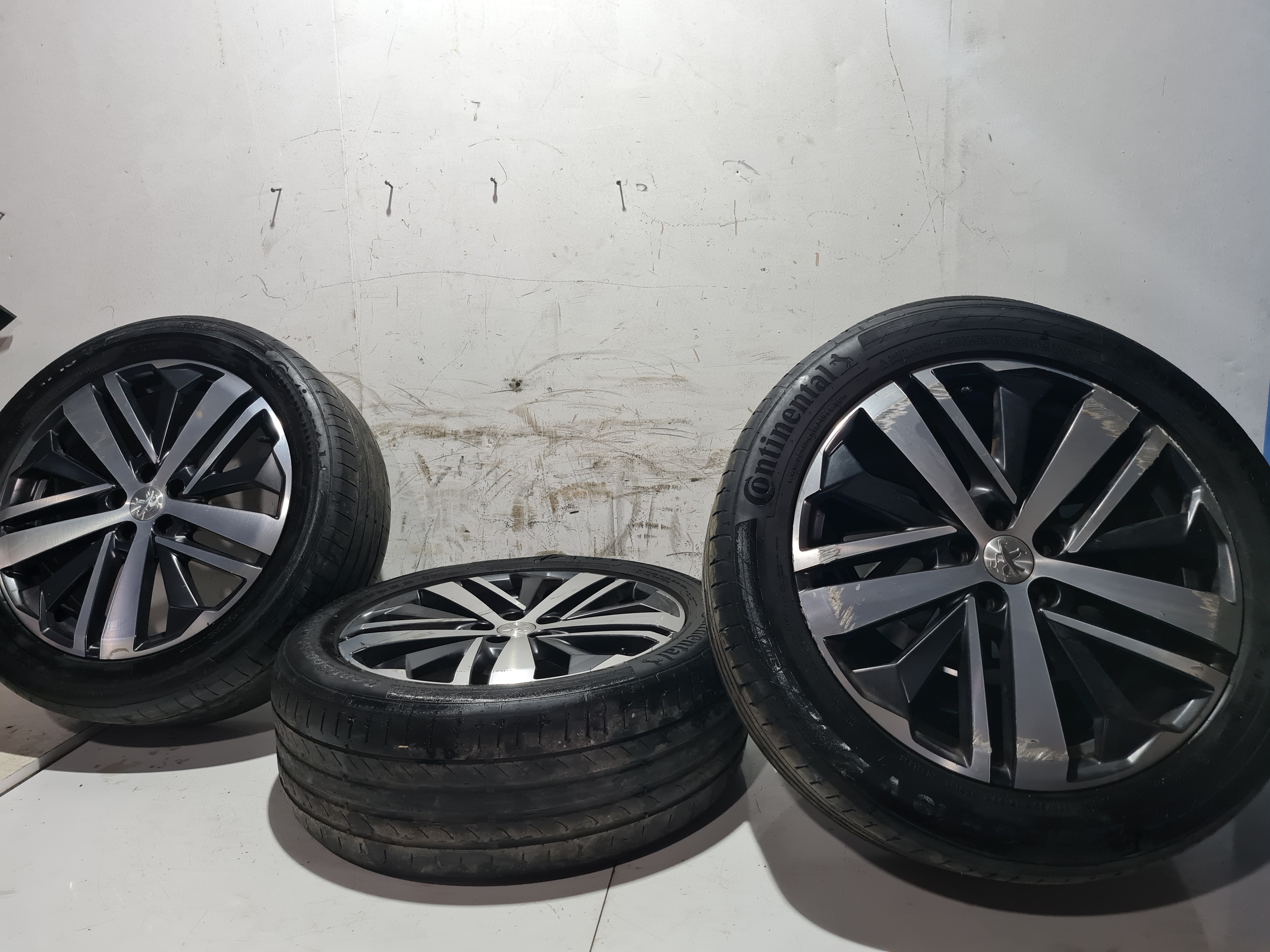 Jogo Roda Pneu Peugeot 3008 17 A 20 235/50 Aro 19 Ou Parte Preto 6