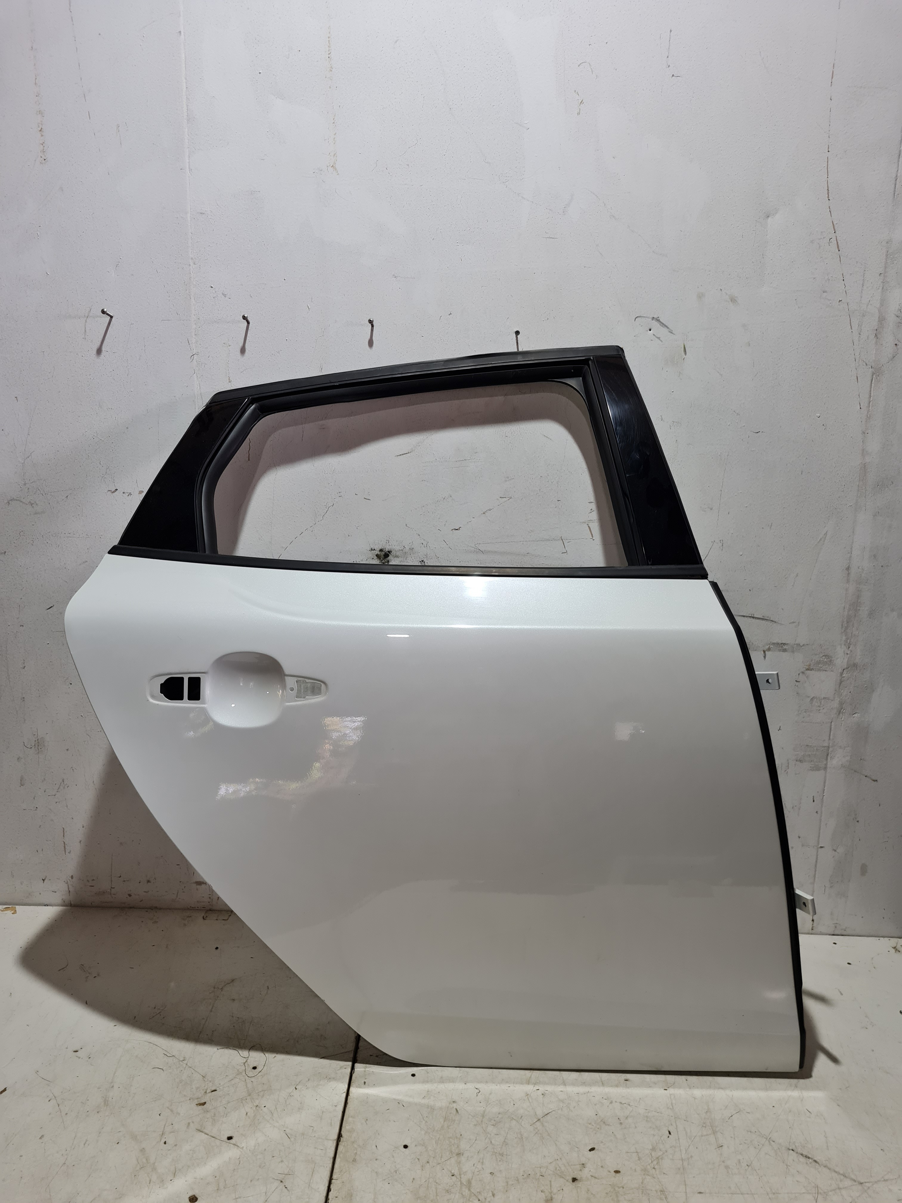 Porta Traseira Direita Volvo V40 2017/2018 Traseira Direito Branco Perola 6
