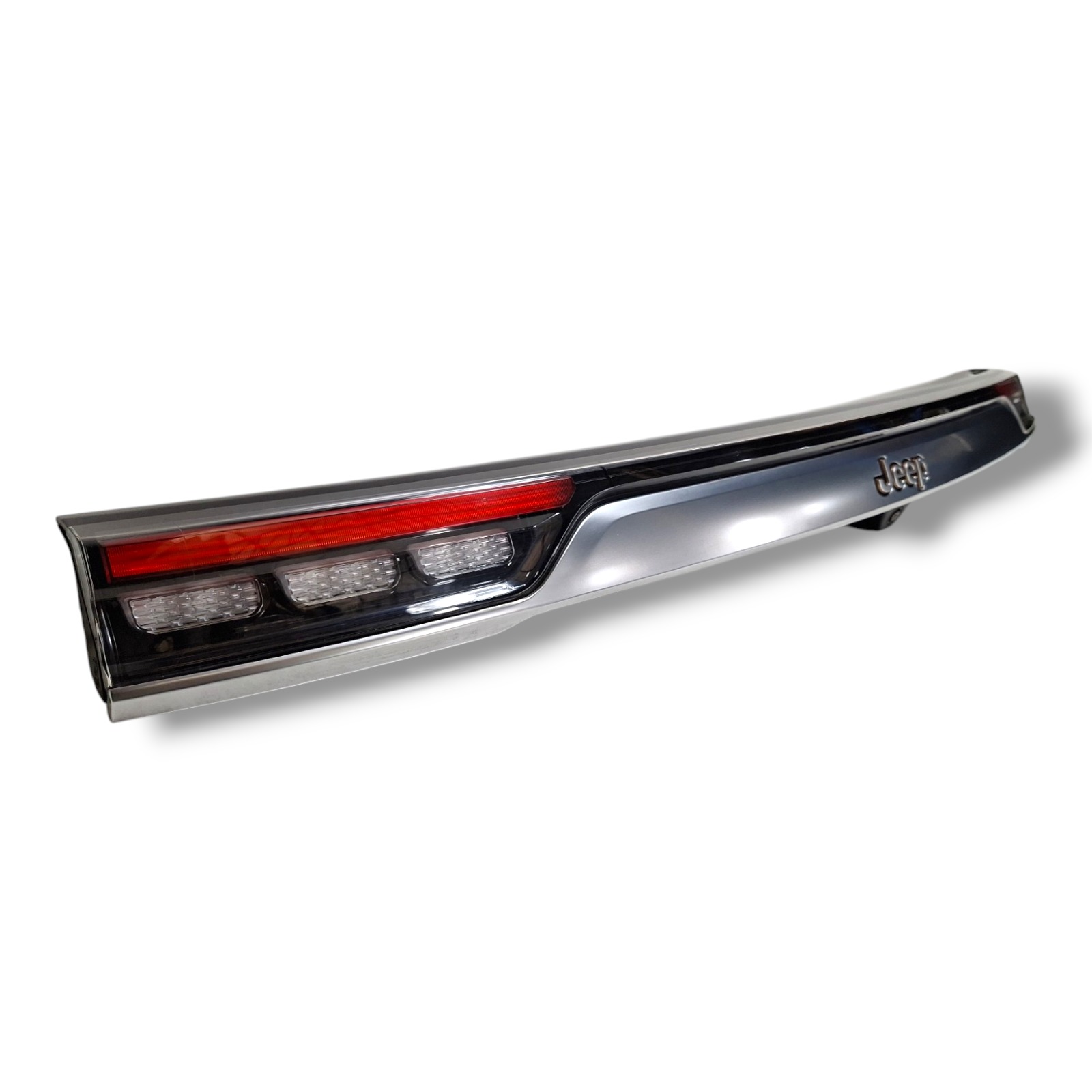 Lanterna Tampa Traseira Central Jeep Commander 2022 2023 10