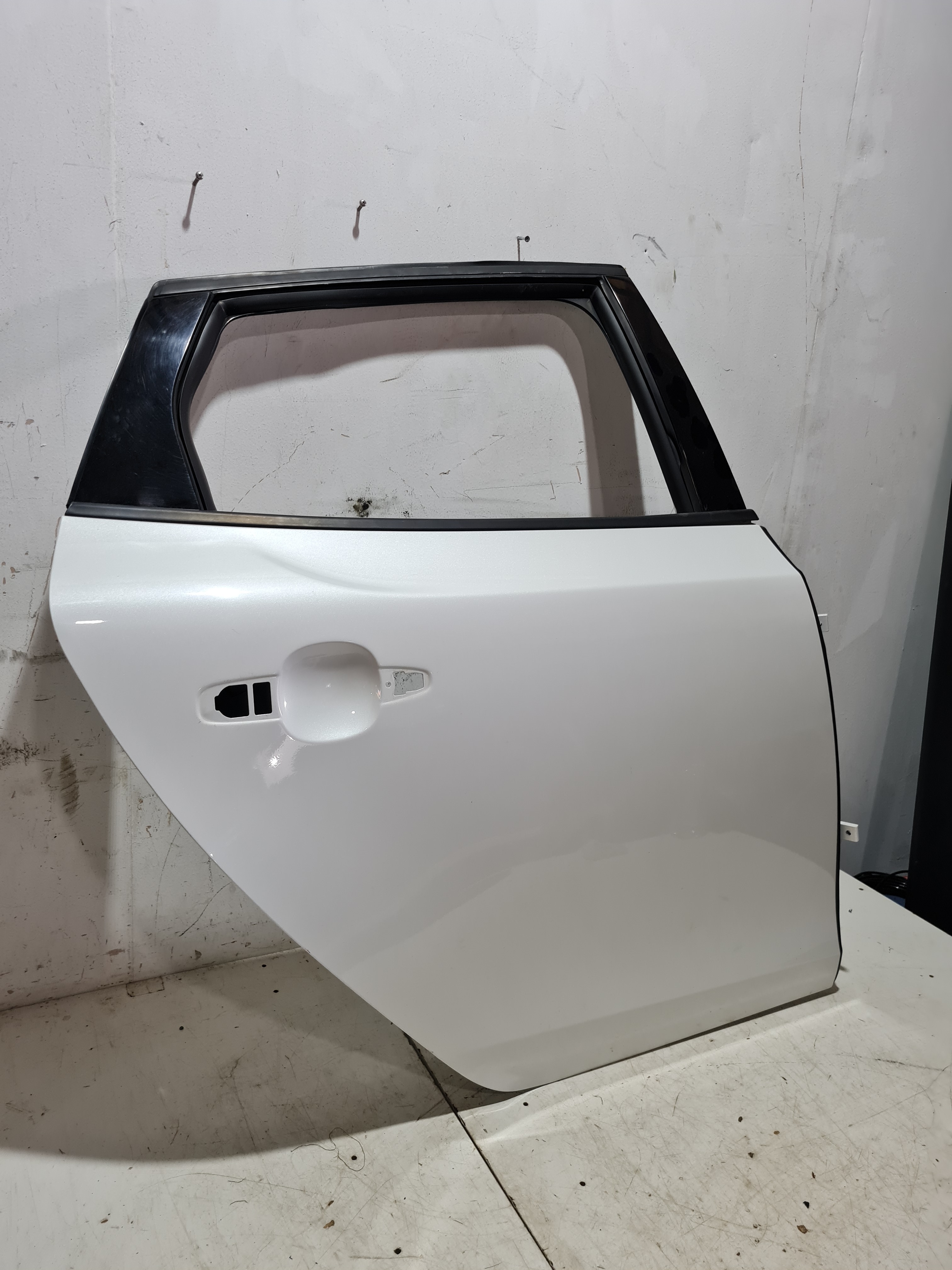 Porta Traseira Direita Volvo V40 2017/2018 Traseira Direito Branco Perola 2