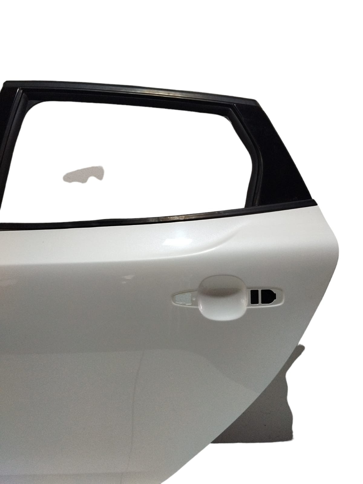 Porta Traseira Esquerda Volvo V40 2017/2018 Filé  Traseira Esquerdo Branco 2