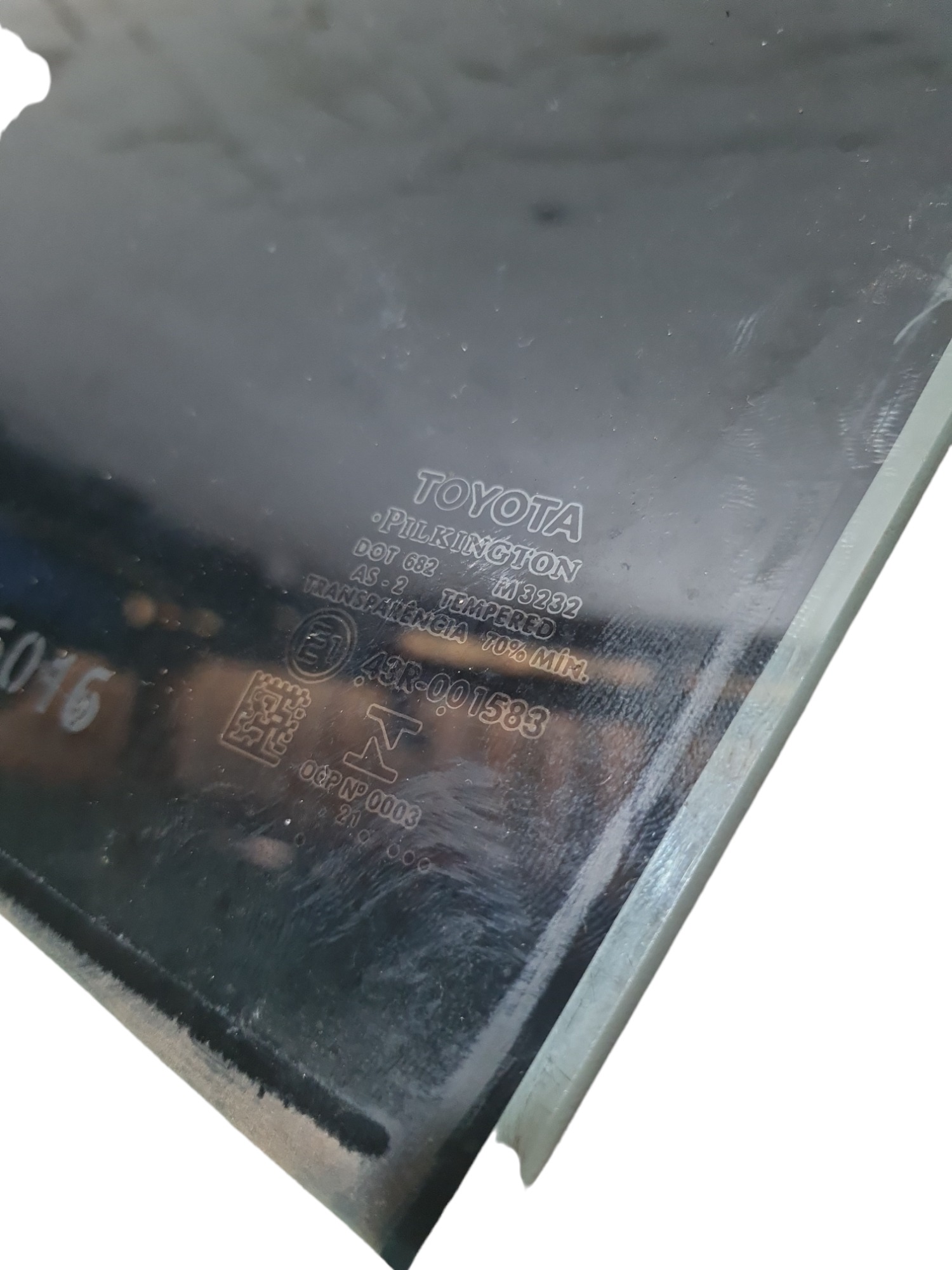 Vidro Porta Traseiro Direito Toyota Hilux Sw4 2016 A 2022 6