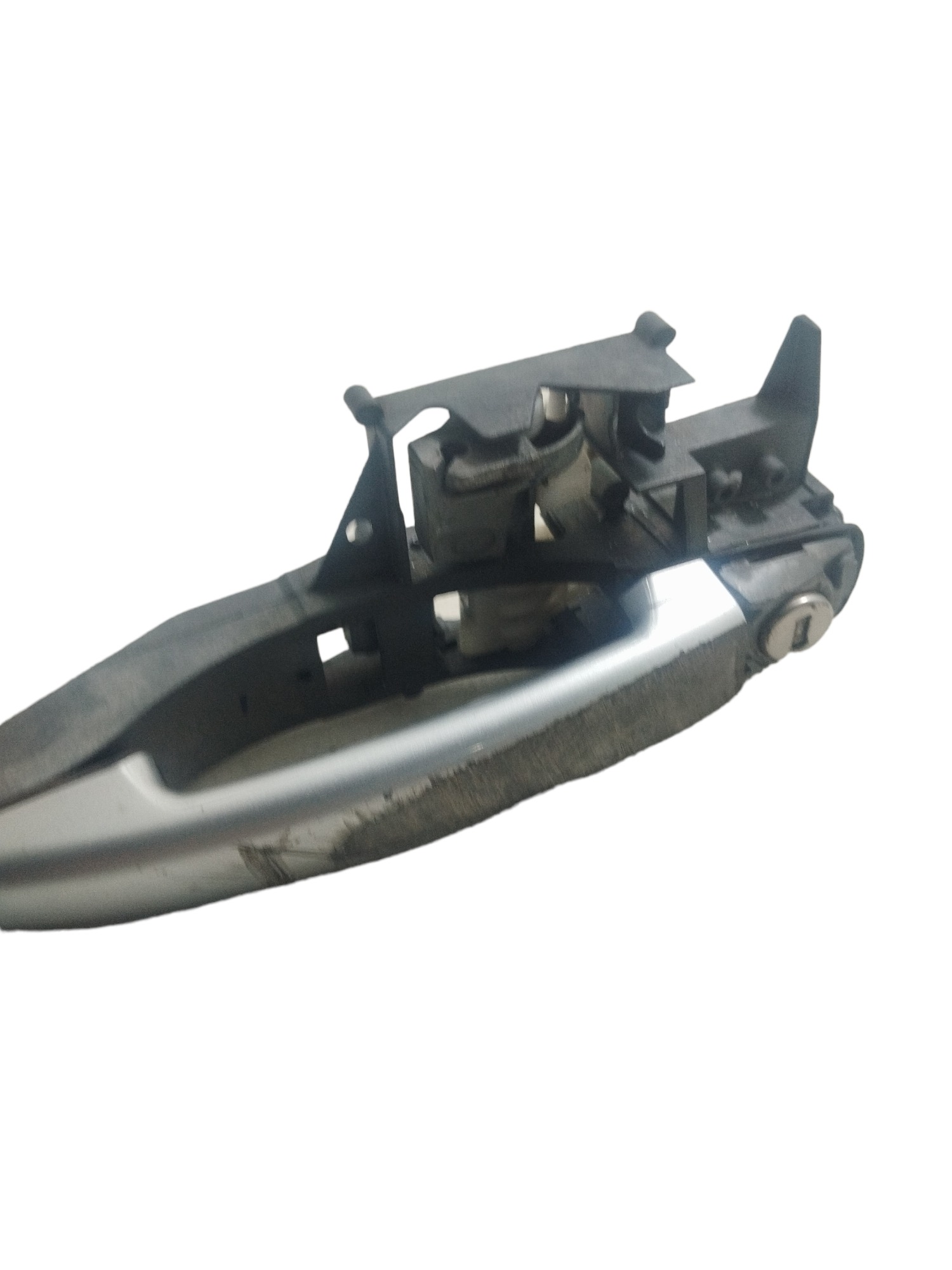 Maçaneta Externa Dianteira Esquerda Peugeot 2008 Detalhes Dianteira 4