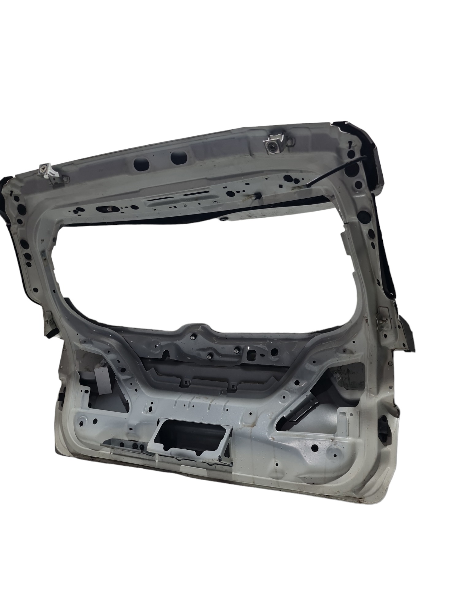 Tampa Traseira Porta Mala Jeep Compass 2017 A 2020 Detalhe Branco 7
