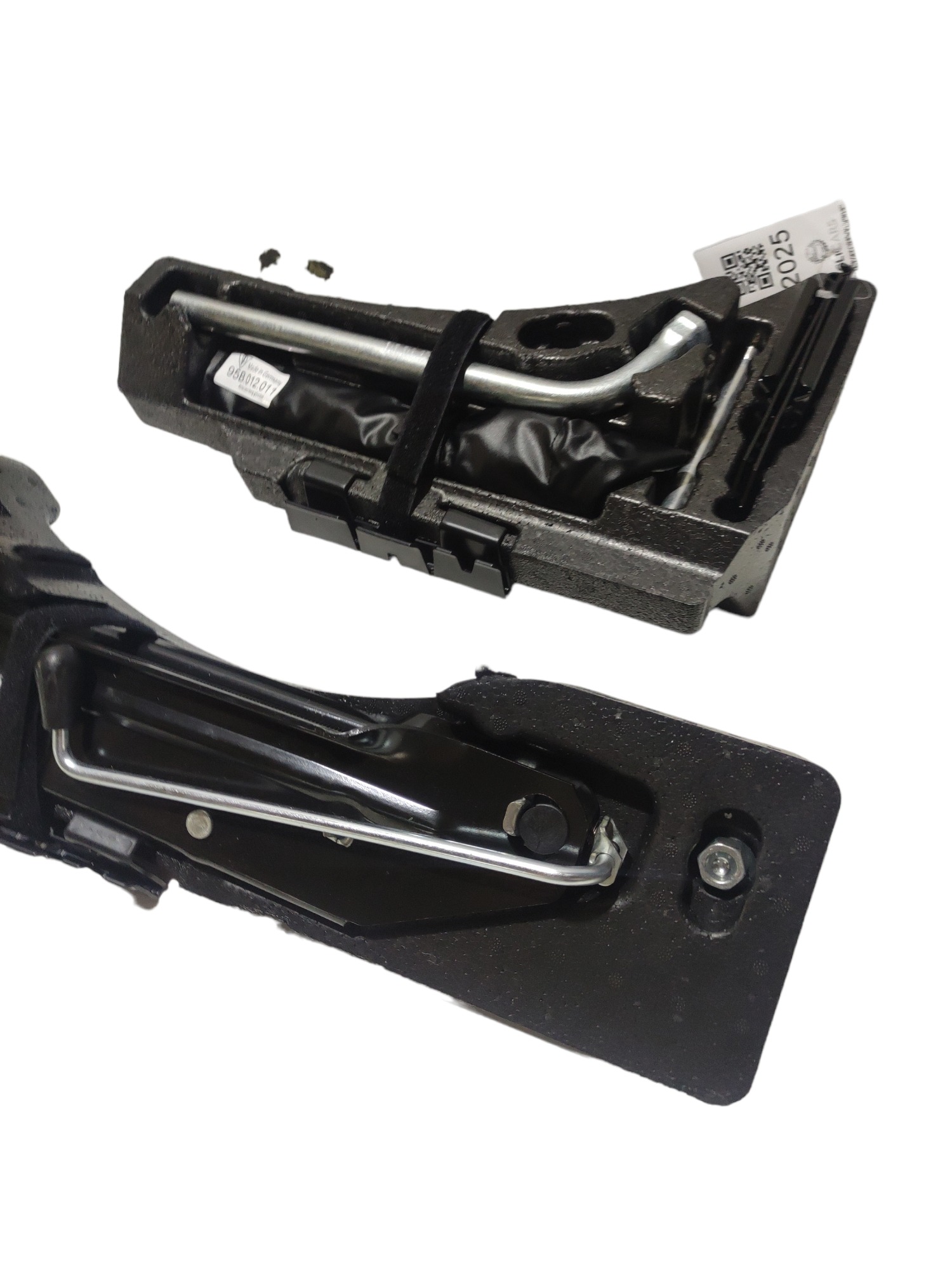 Kit Completo Macaco Chave De Roda Etc Porsche Macan 2021 3