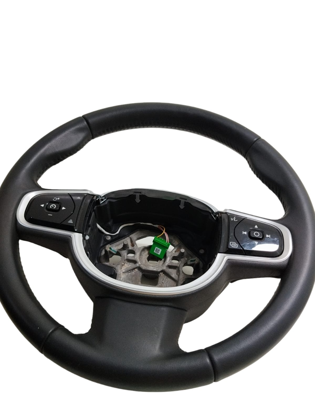 Volante Xc90 2021 2022 Com Botões Cod: 32288779 Semi Novo Preto 4