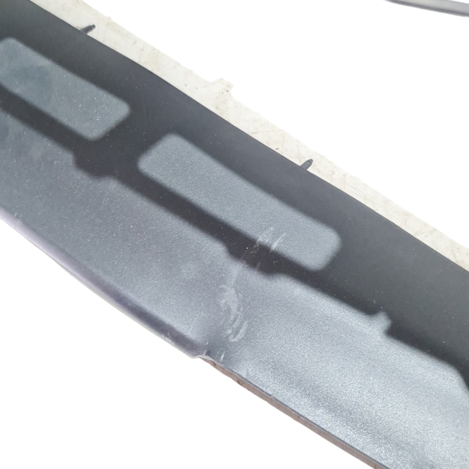 Guia De Ar Grade Radiador Porsche Macan 95b121710a 4
