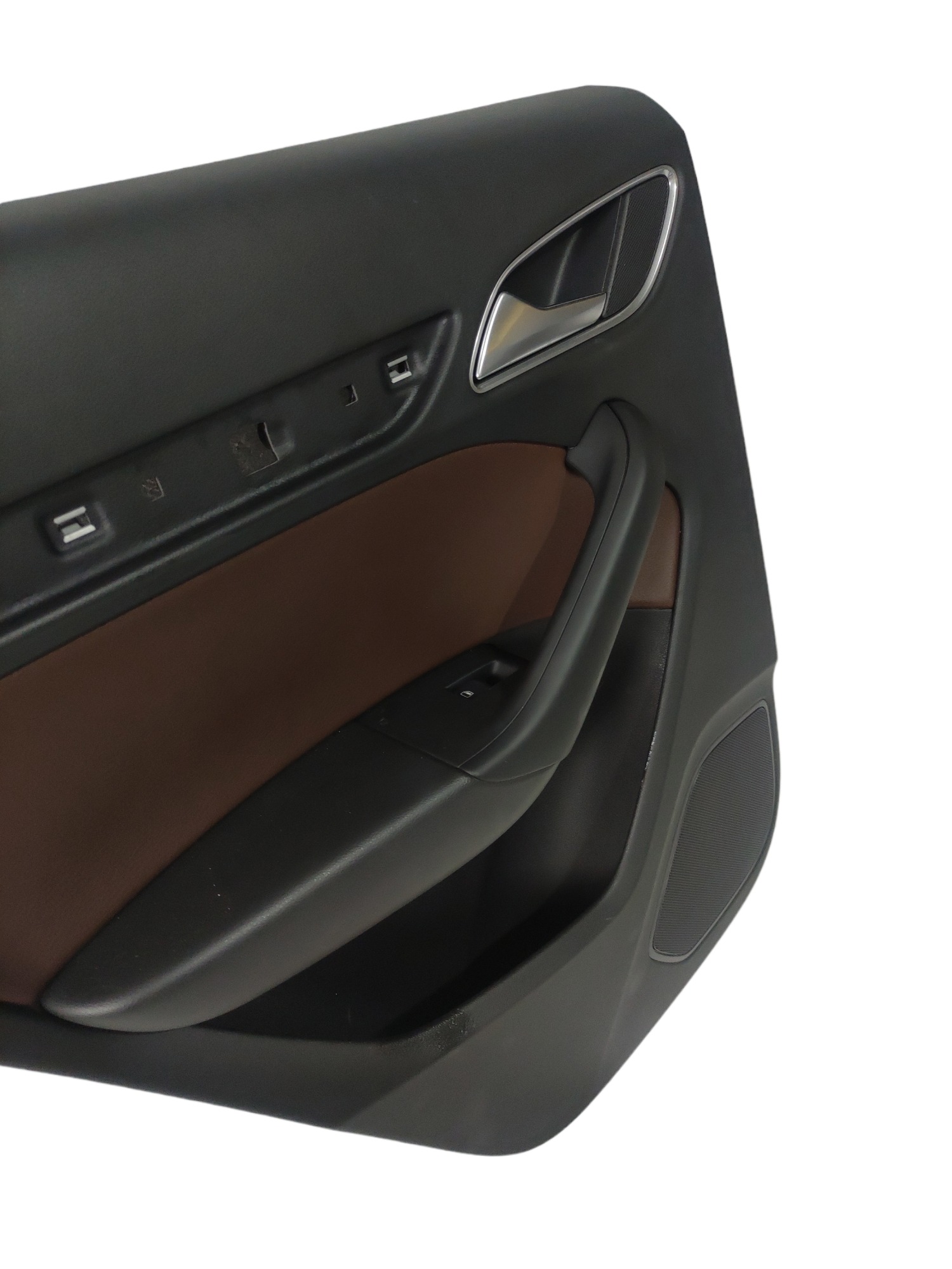 Forro Porta Traseira Esquerda Audi Q3 2017/2018 C/ Botão  Preo 2