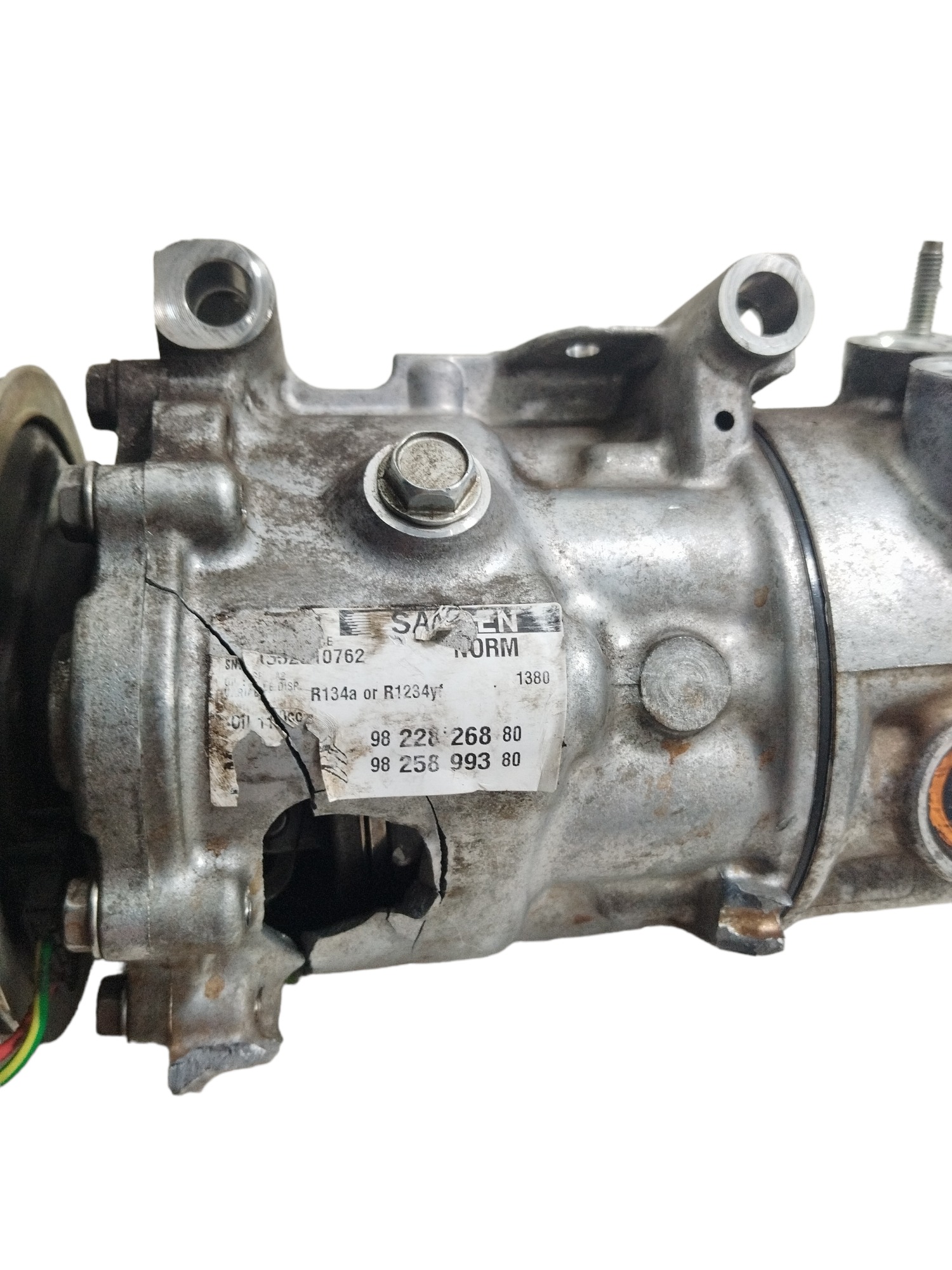Compressor Ar Condicionado Peugeot 2008 2018 P/ Retirar Pçs 4