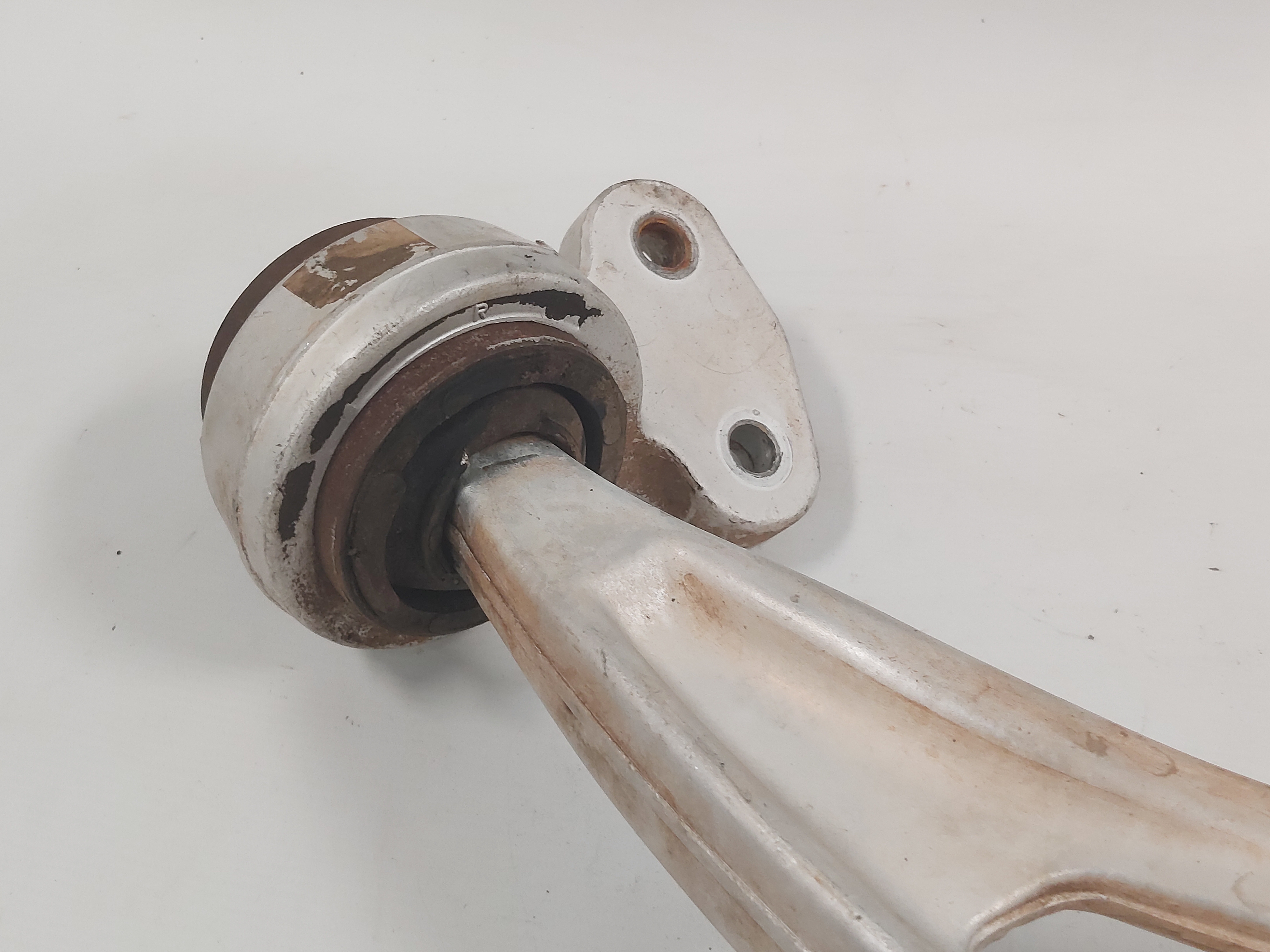Bandeja Suspensão Dianteira Direita Bmw E46 330i 328i 99a05 7