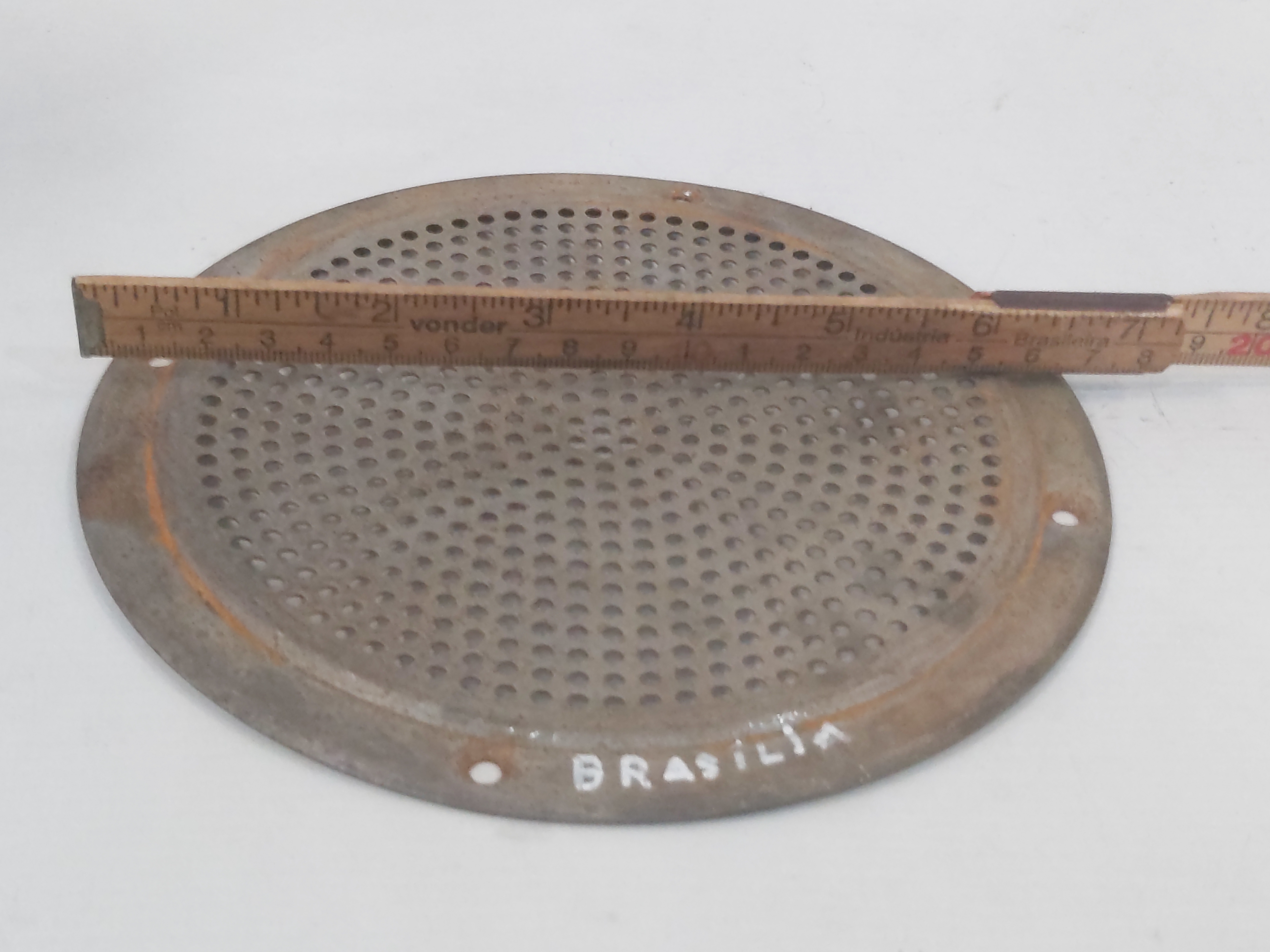 Tela Grade Acabamento Auto Falante Metal Brasília Fusca  Prata 3
