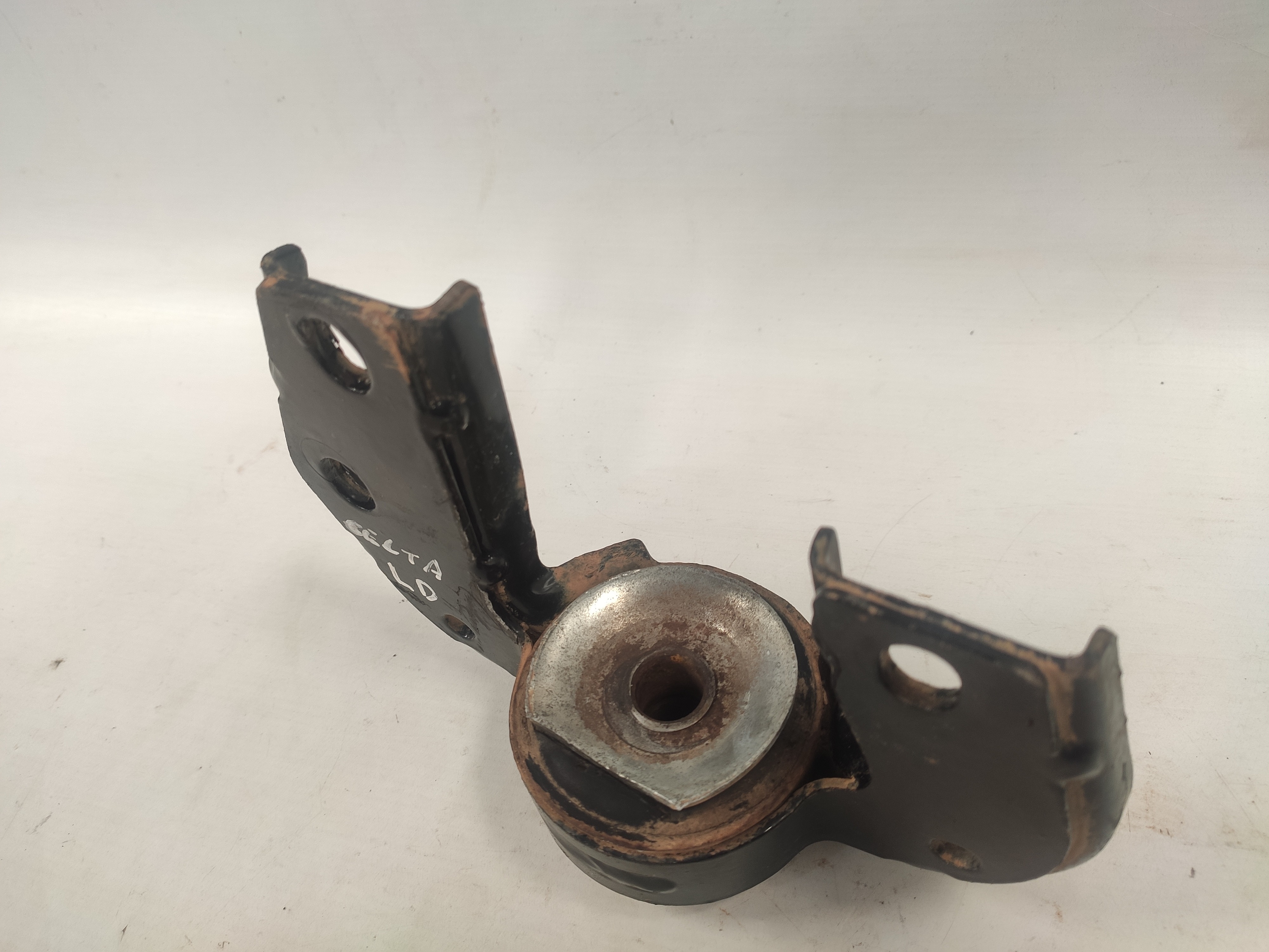 Suporte Barra Tensor Morcego Direito Celta 2001 2002 A 2016 9