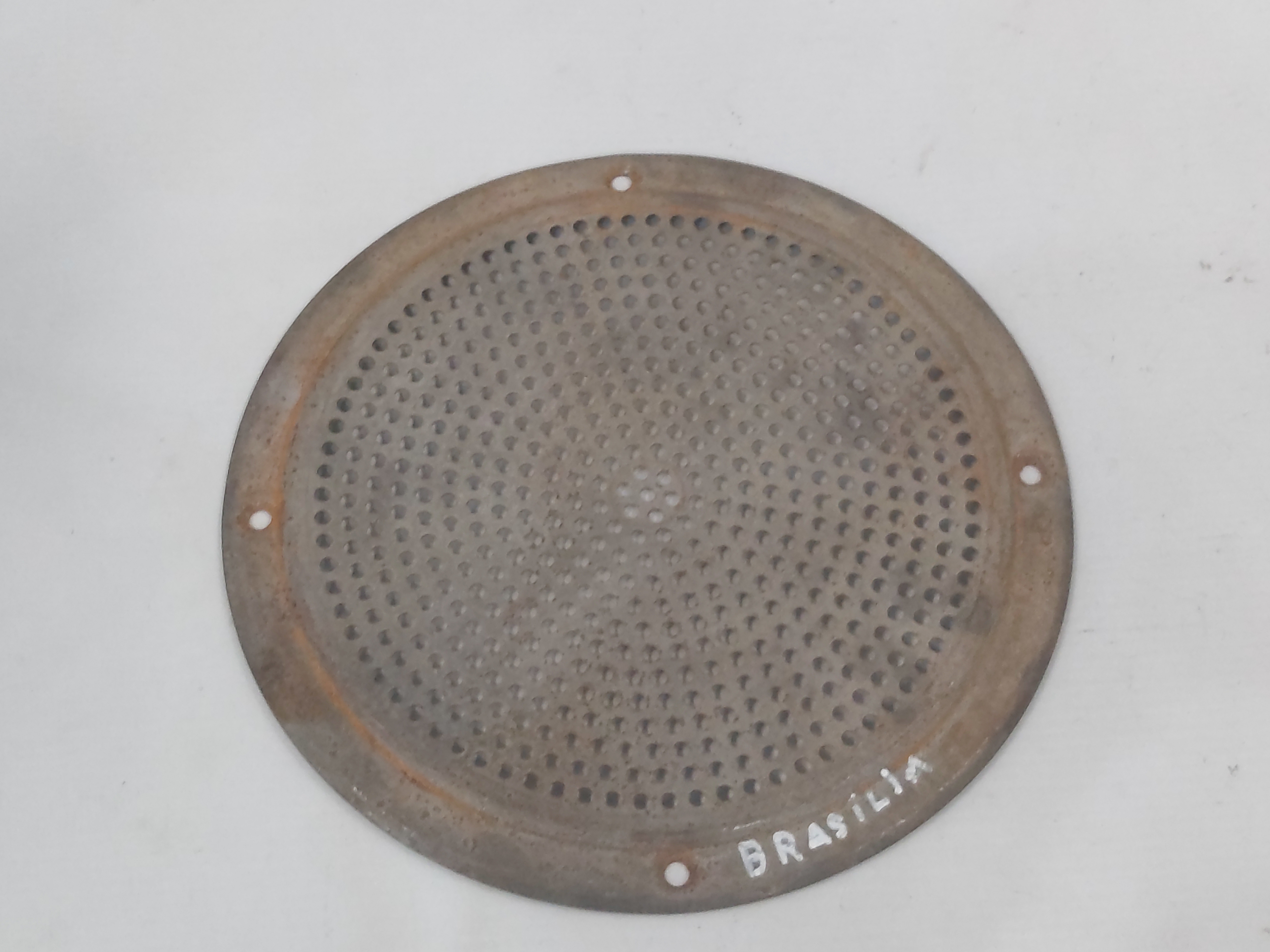 Tela Grade Acabamento Auto Falante Metal Brasília Fusca  Prata