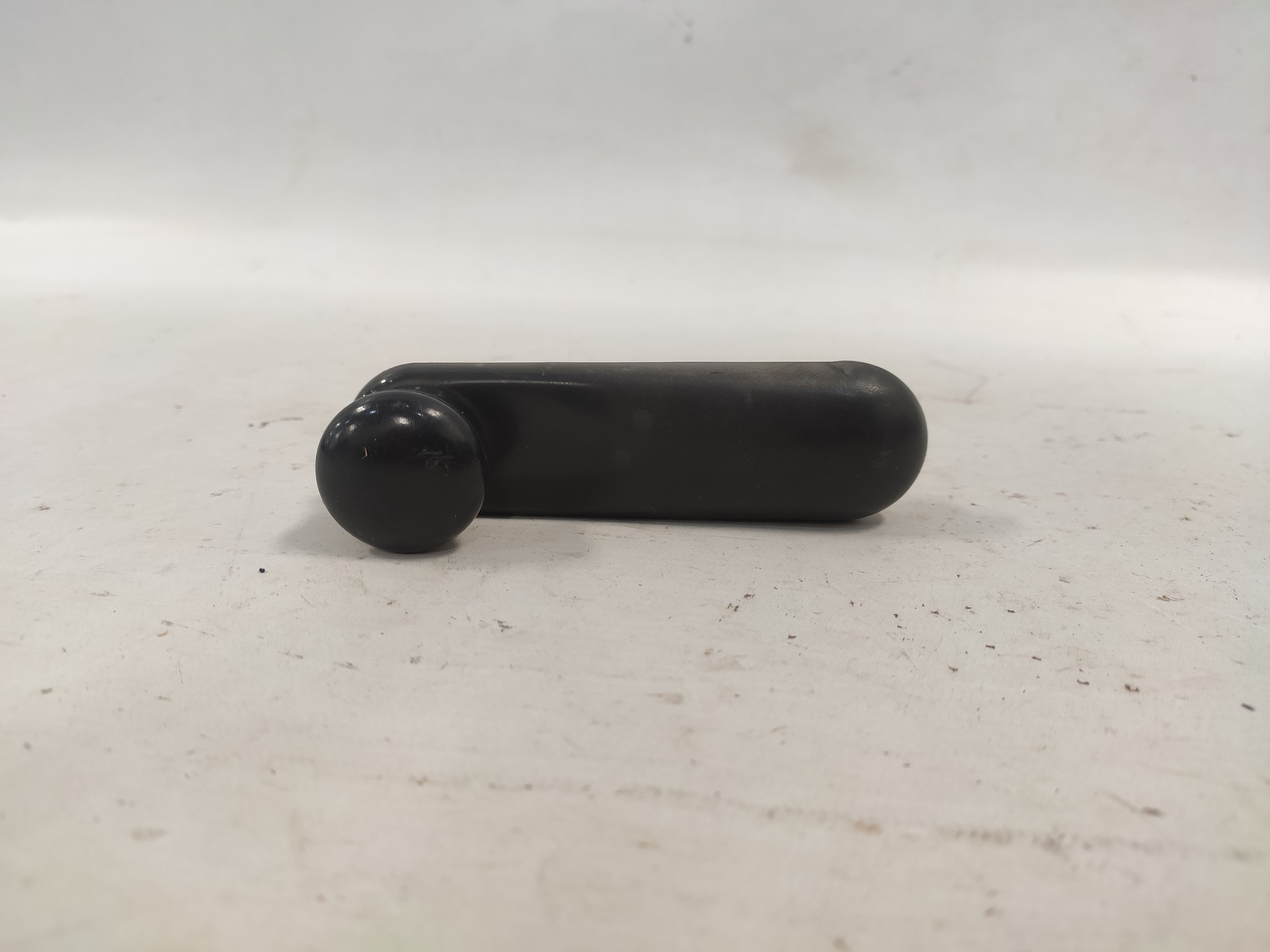 Manivela Vidro Dianteiro Direito Palio 97 98 99 2000 A 2003 Preto 2