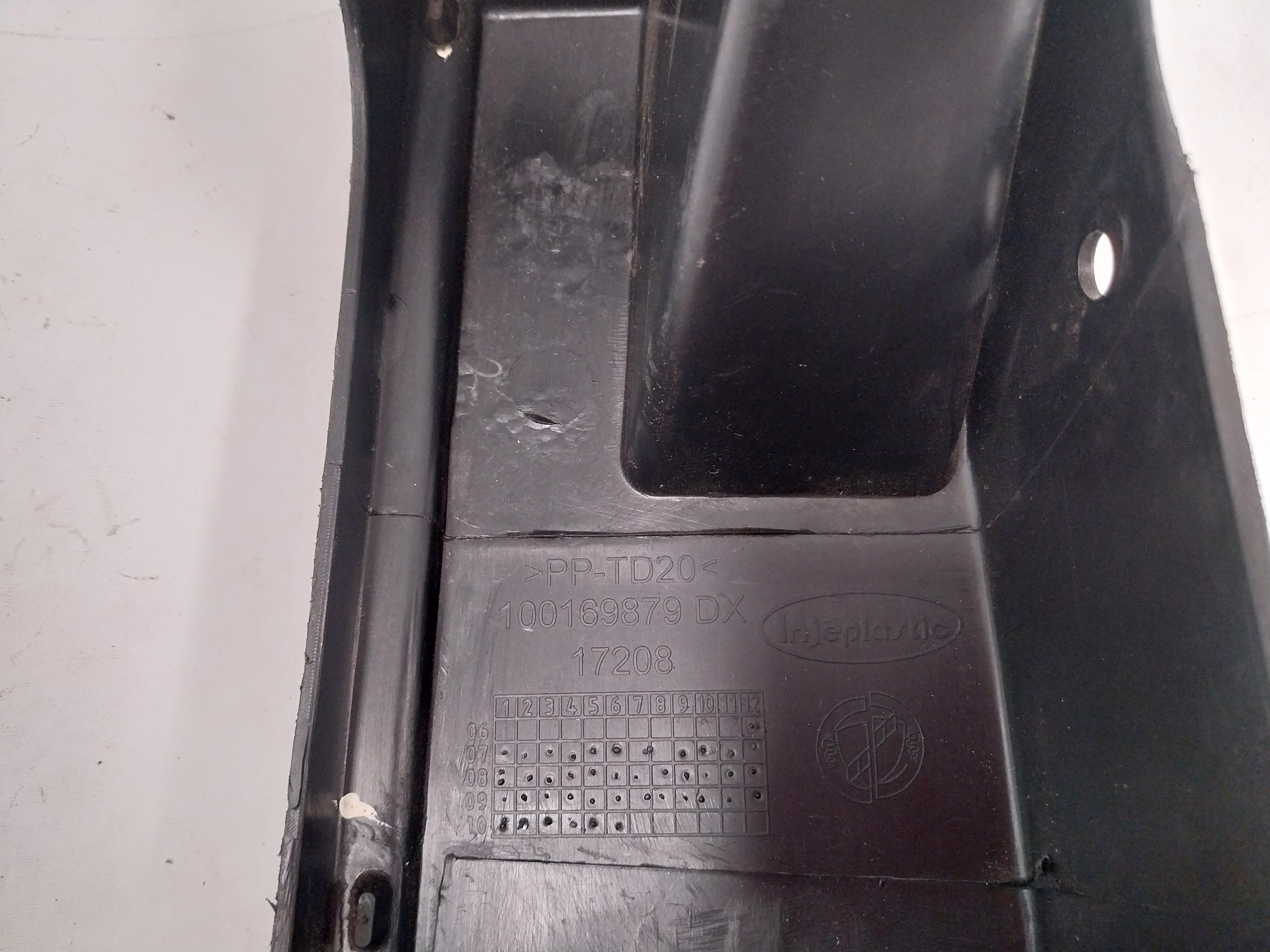 Suporte Bagagito Traseiro Direito Fiat Uno 1986 A 2013 7