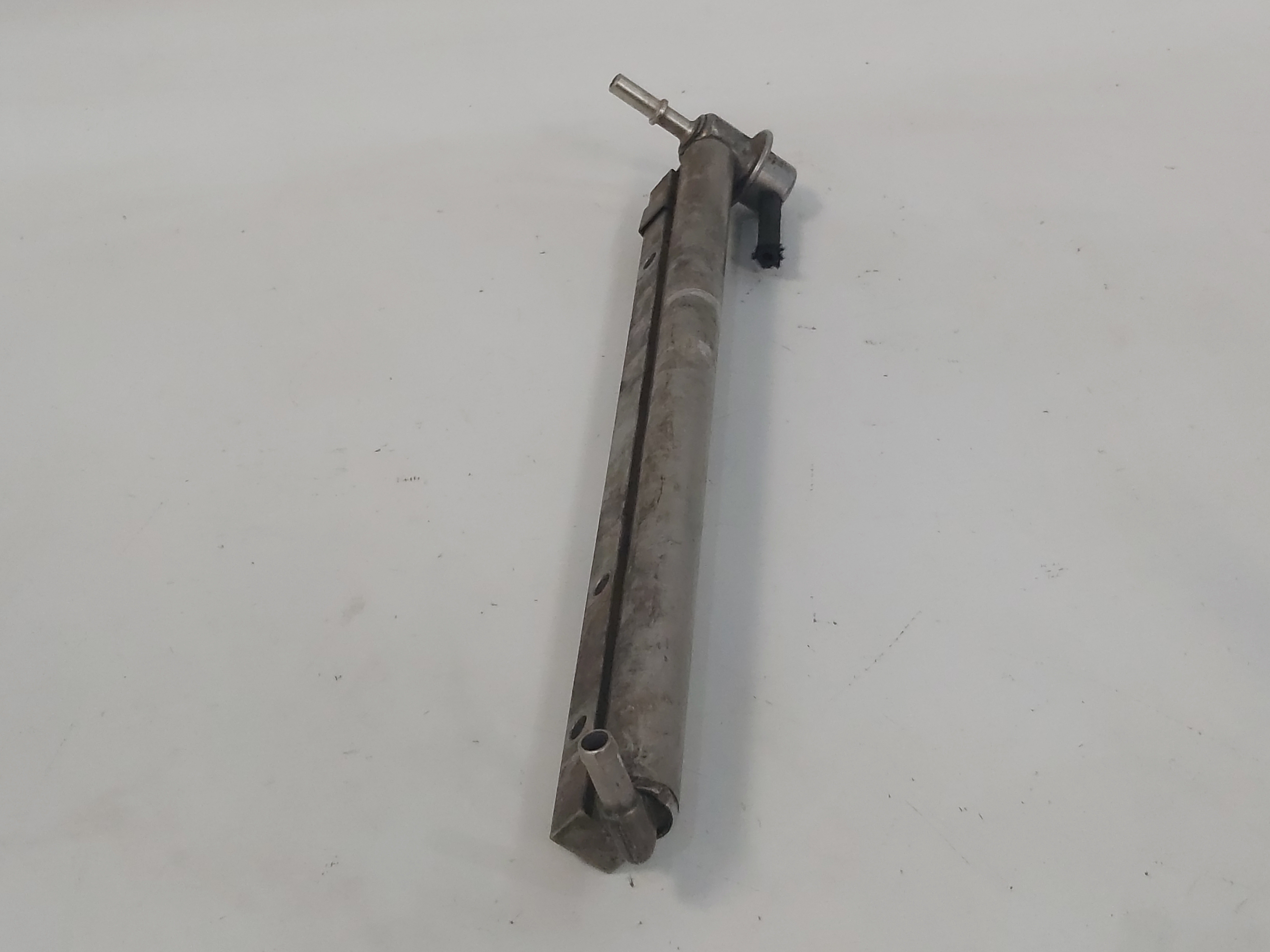 Flauta Bico Injetor Gm Vectra 2.0 8v 97 98 99 2000 A 2005 3