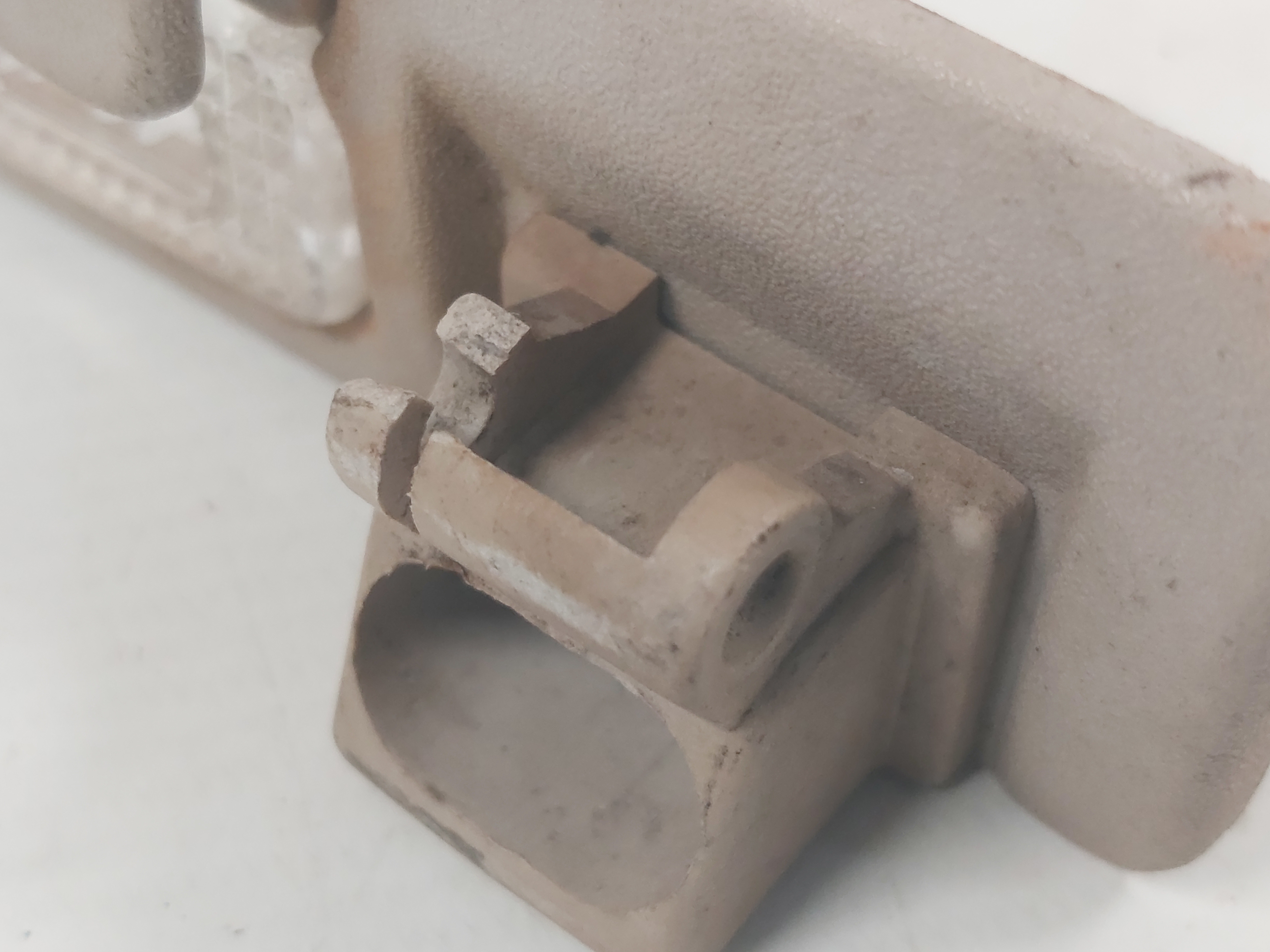 Moldura Luz Teto Cortesia Alça Vectra 97 98 99 2000 A 2005 5