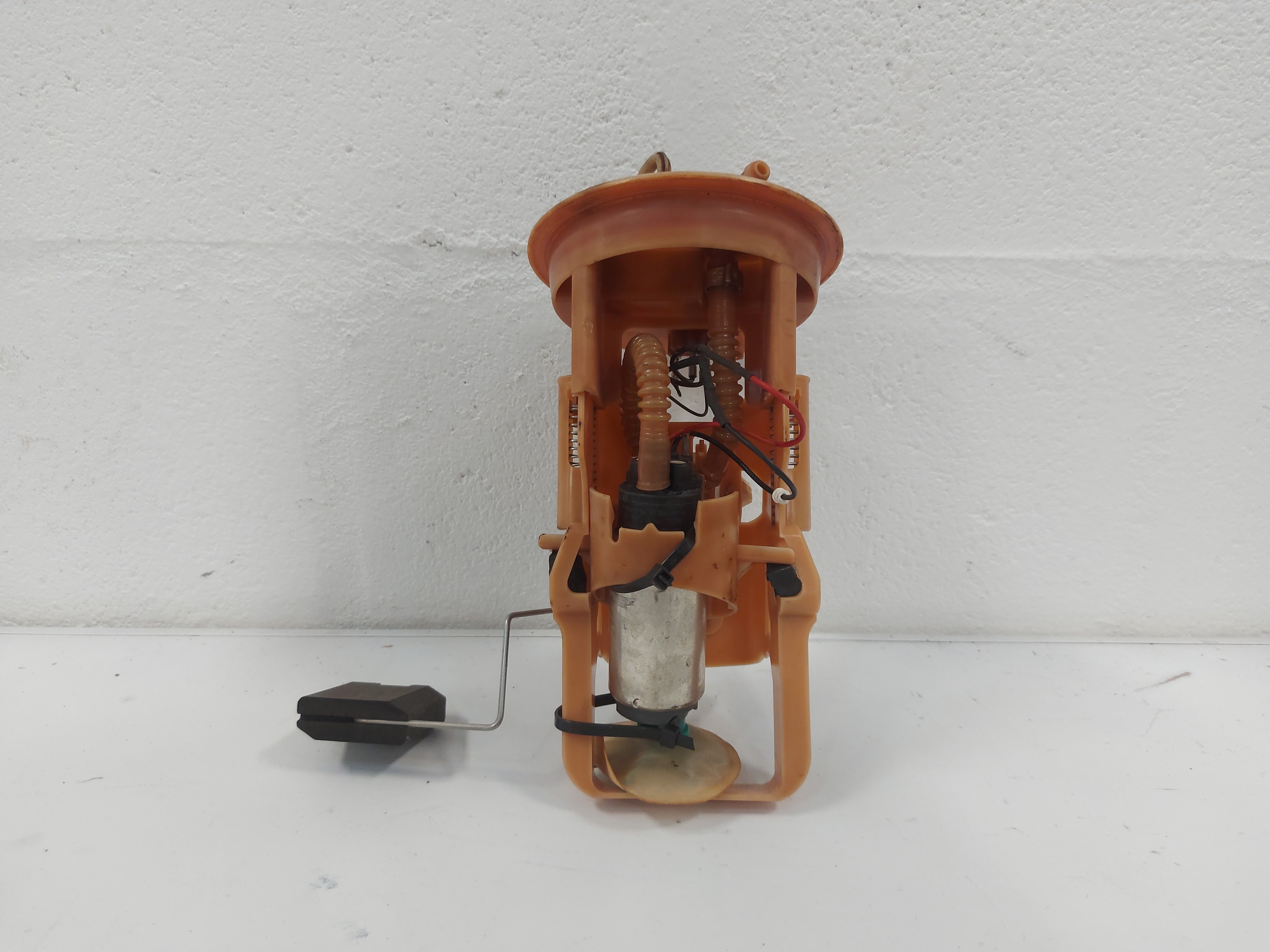 Bomba Combustível Bmw E46 330 328 325 323 320 1184165 2