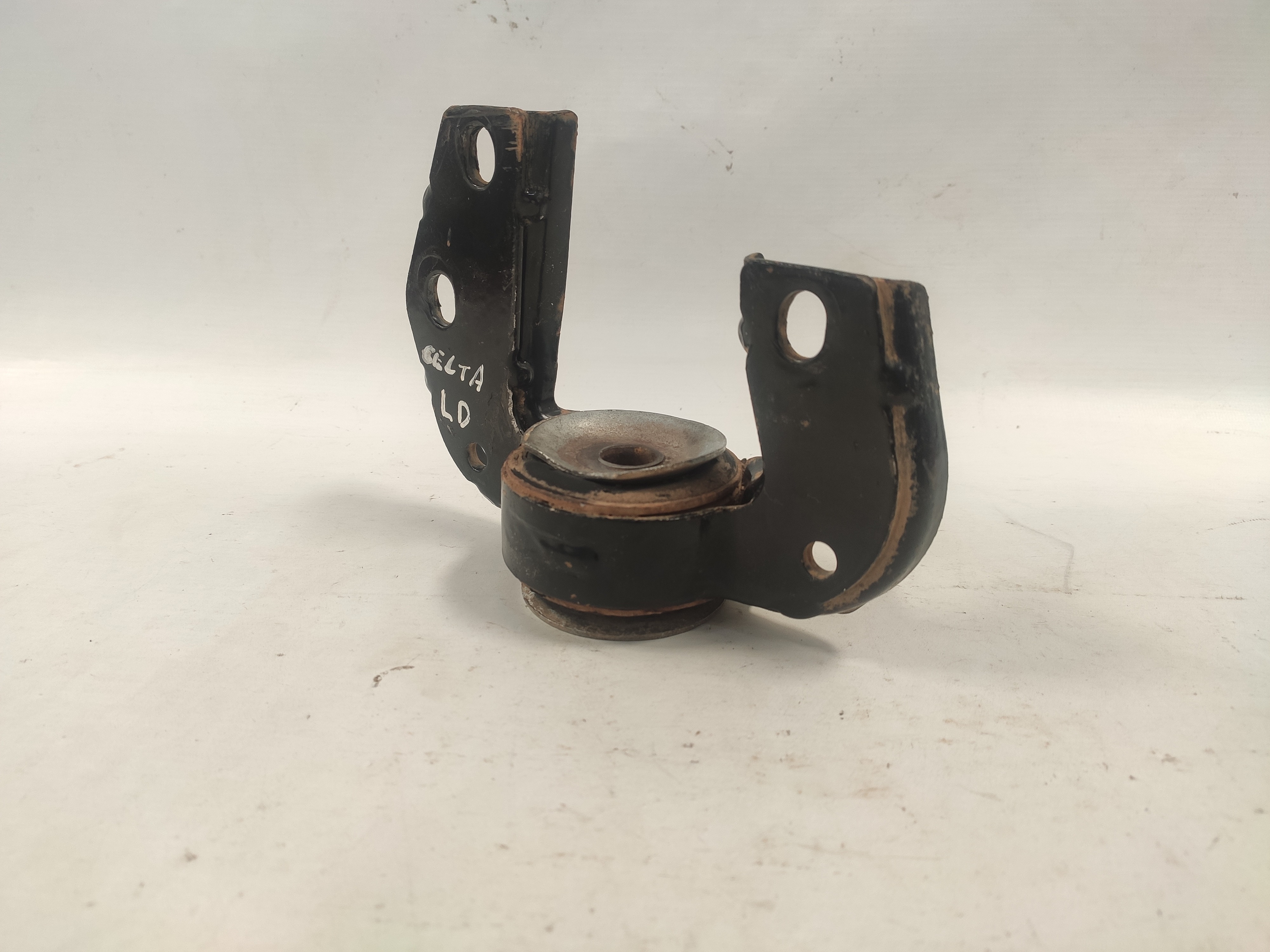 Suporte Barra Tensor Morcego Direito Celta 2001 2002 A 2016 4