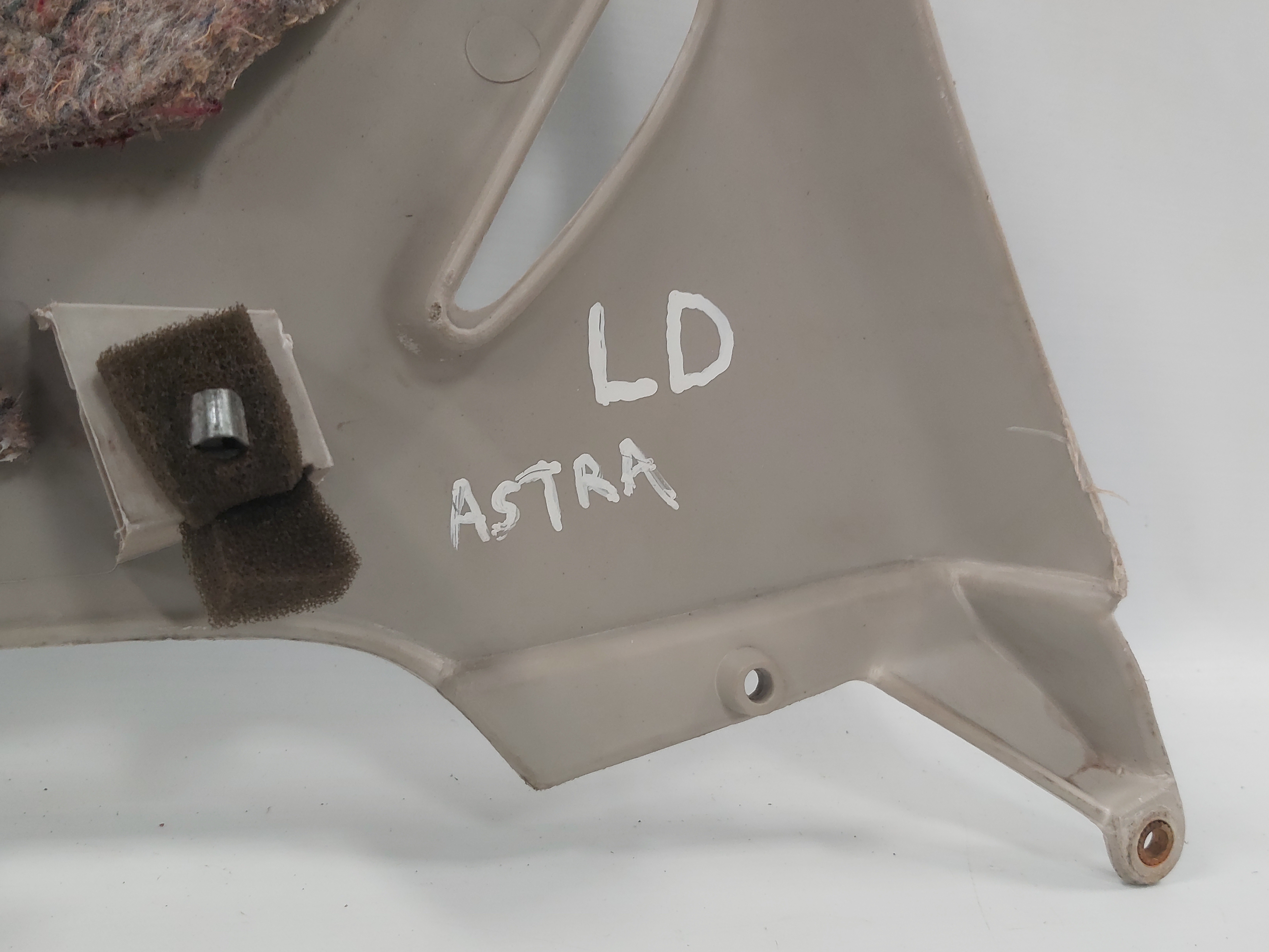 Acabamento Coluna Traseira Direita Gm Astra Sedan 93267206 8