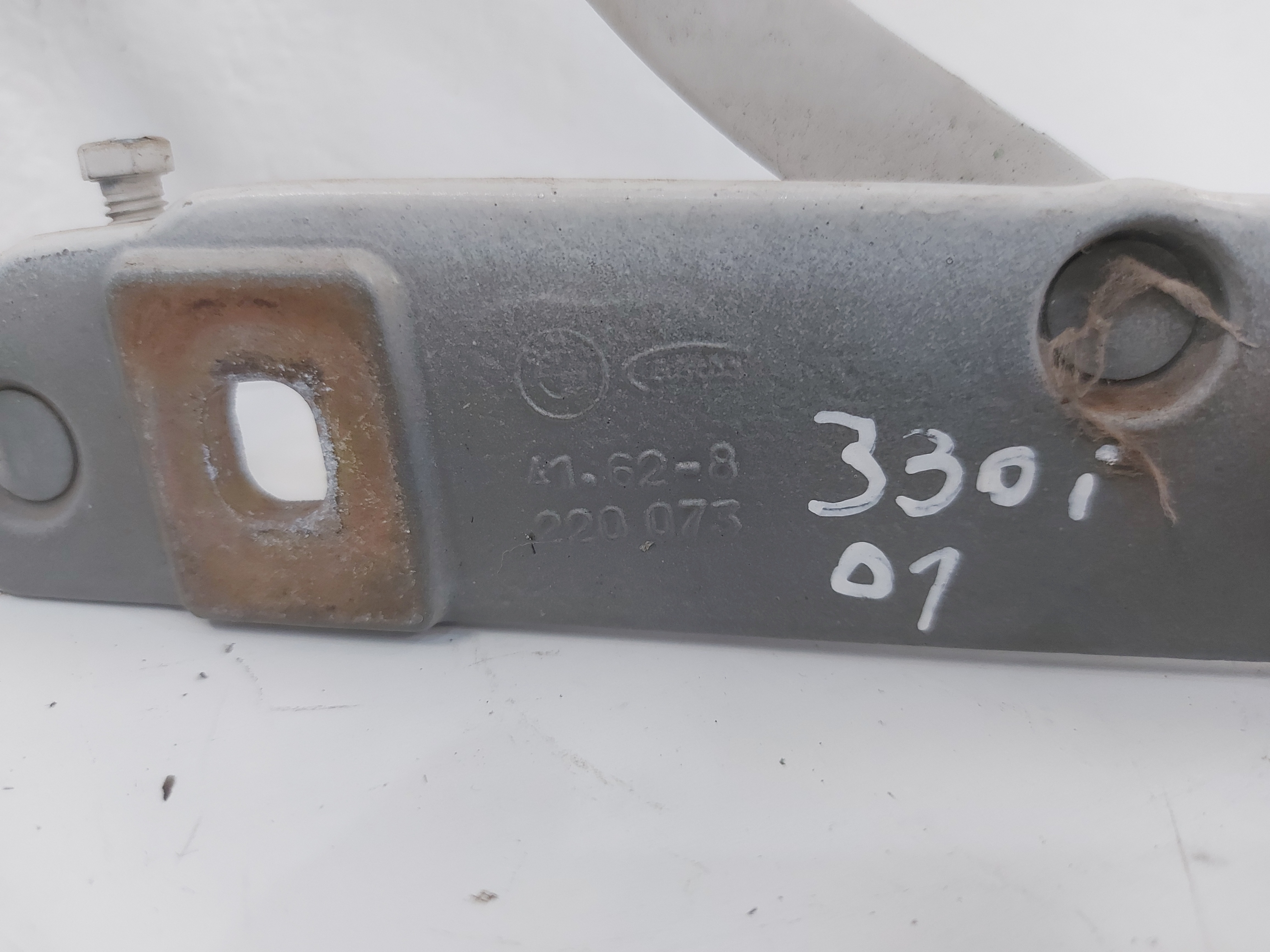 Dobradiça Porta Malas Esquerdo Bmw E46 330 328 320 7