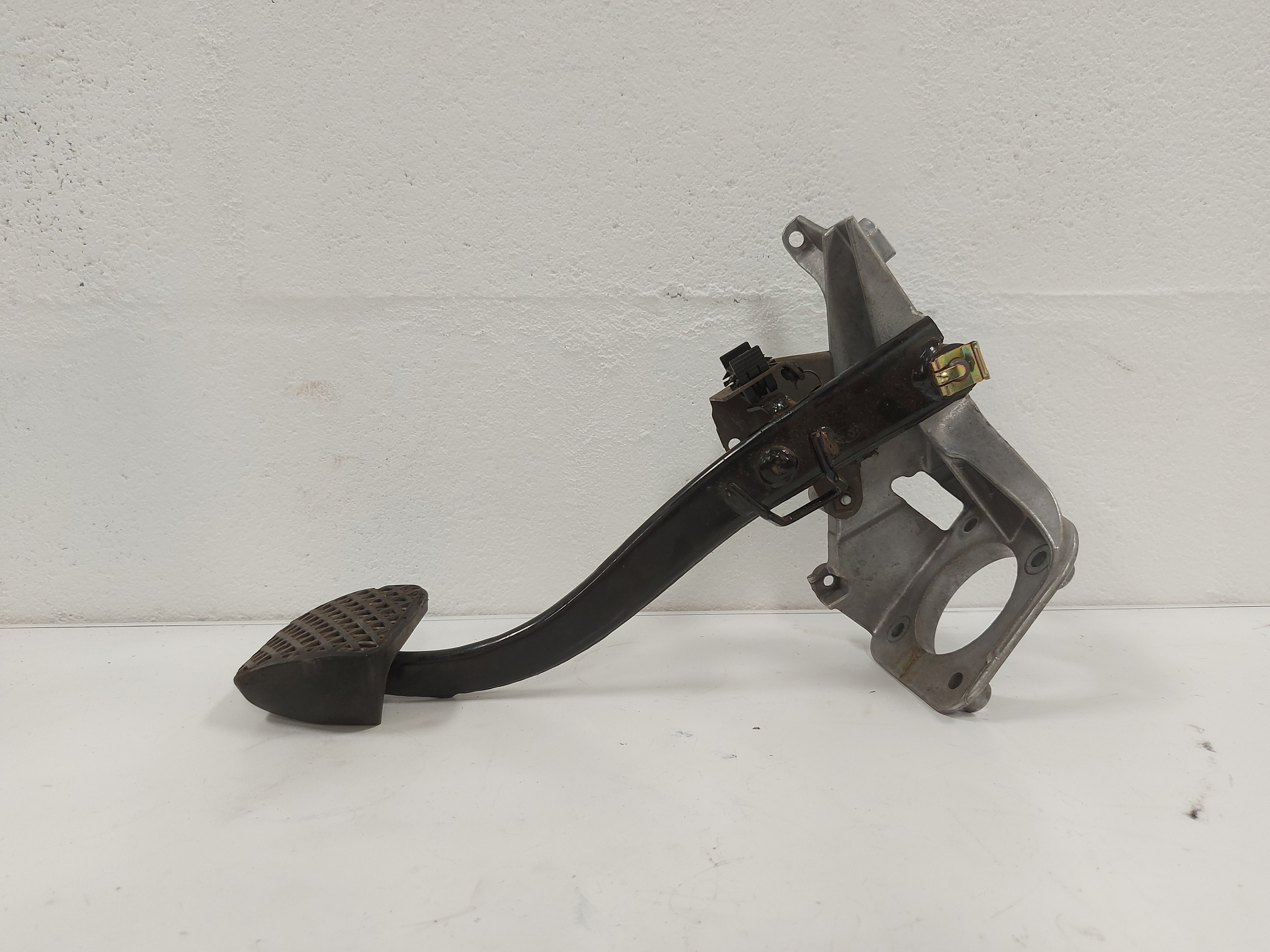 Pedal De Freio Bmw E46 330 328 325 323 35112229128 4