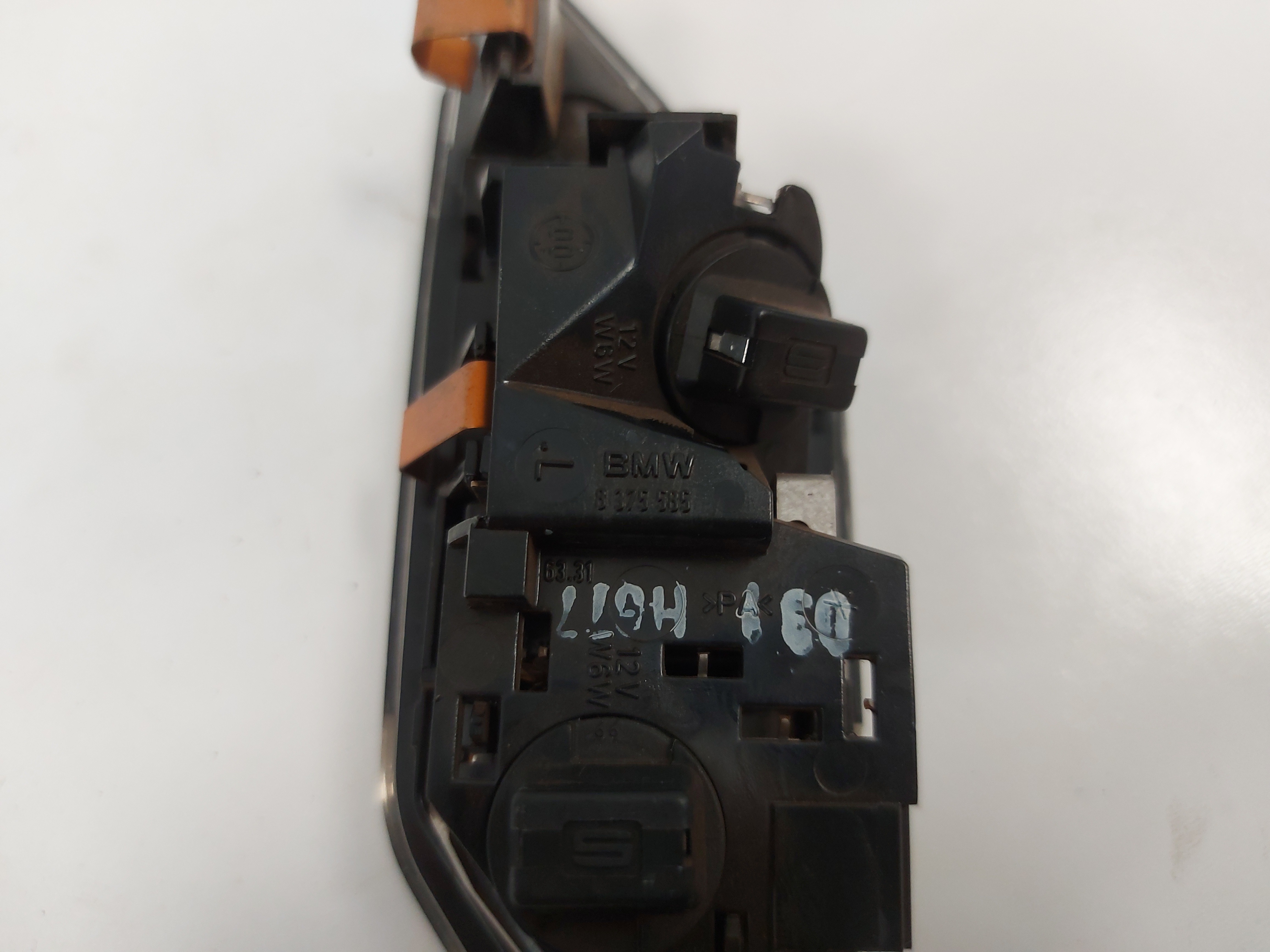 Luz Cortesia Coluna Esquerdo Bmw E46 330 328 325 323 320 5