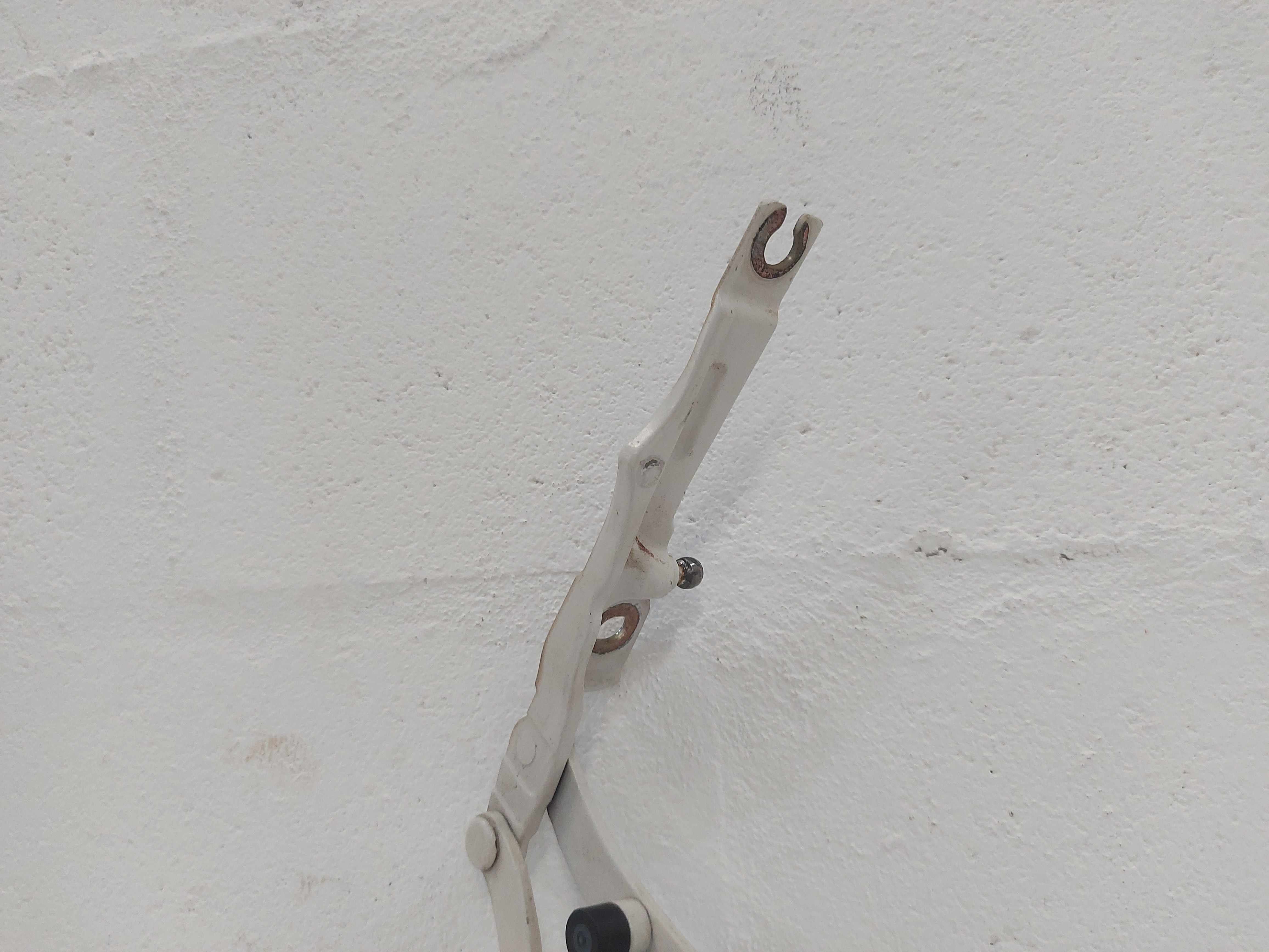 Dobradiça Porta Malas Esquerdo Bmw E46 330 328 320 5