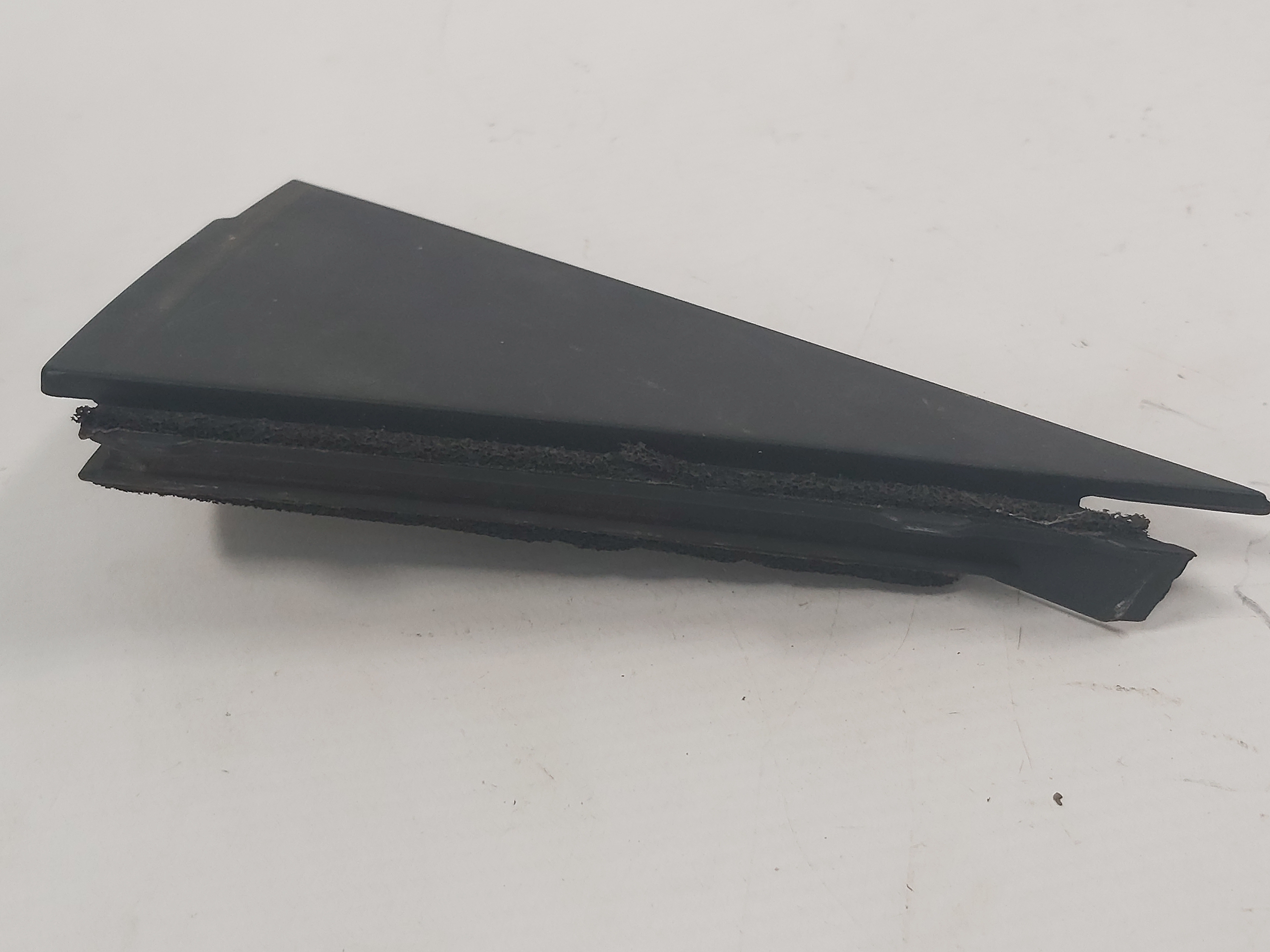 Acabamento Externo Porta Traseira Esquerda Hyundai I30 09/12 Preto 3