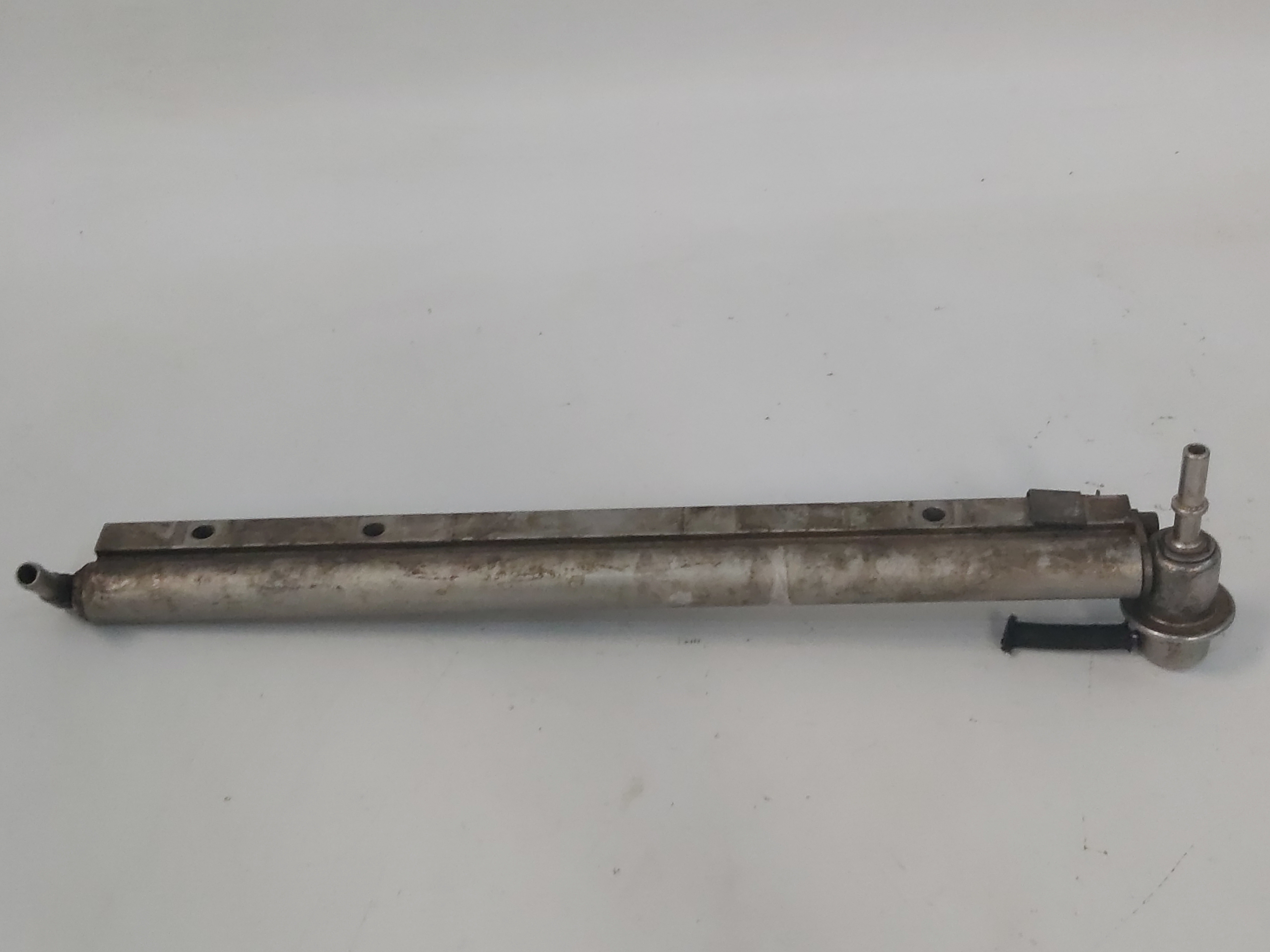 Flauta Bico Injetor Gm Vectra 2.0 8v 97 98 99 2000 A 2005 5