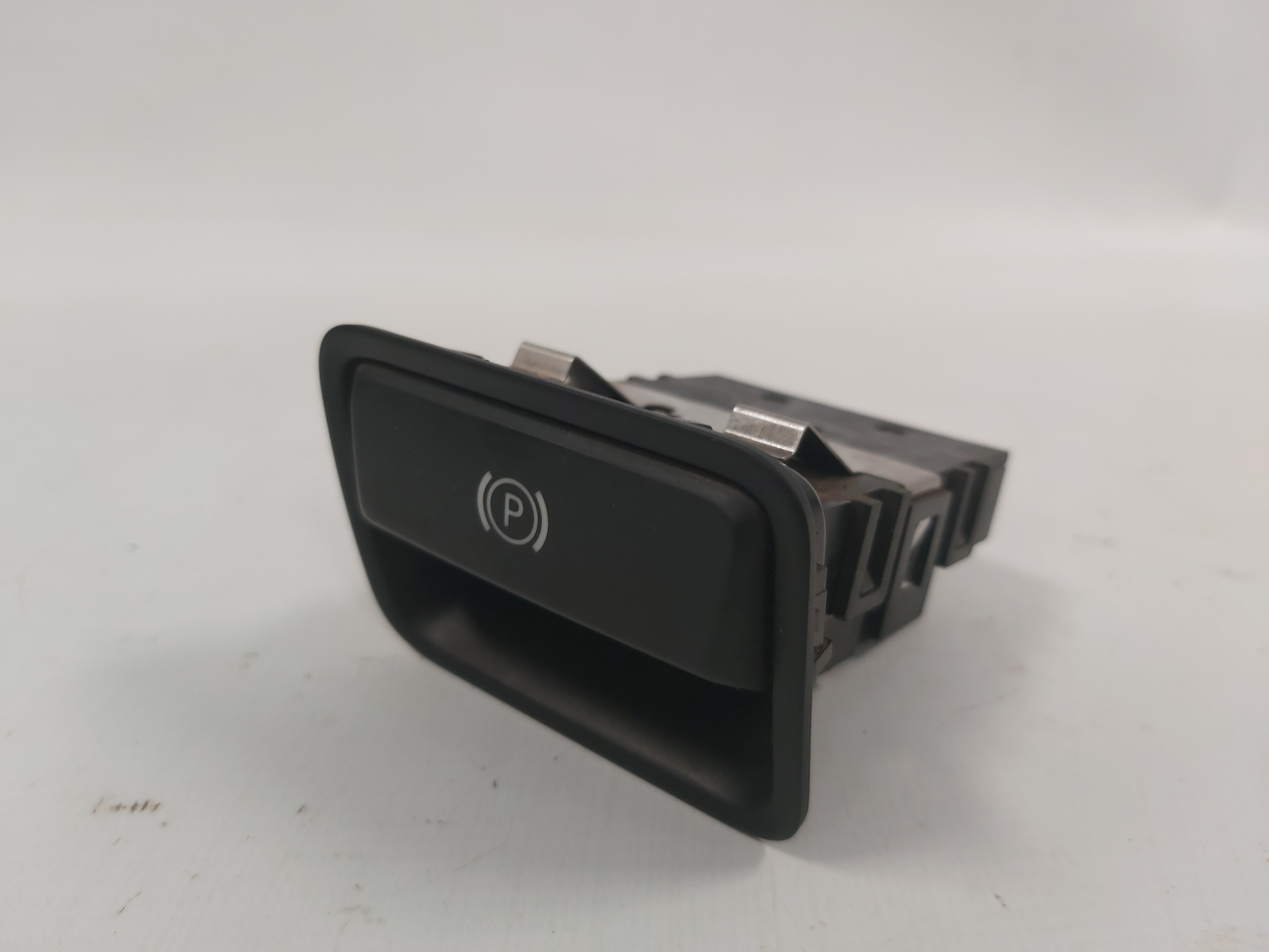Botão Freio De Mão Mercedes Cla200 2014 2015 2016 A 2018 2