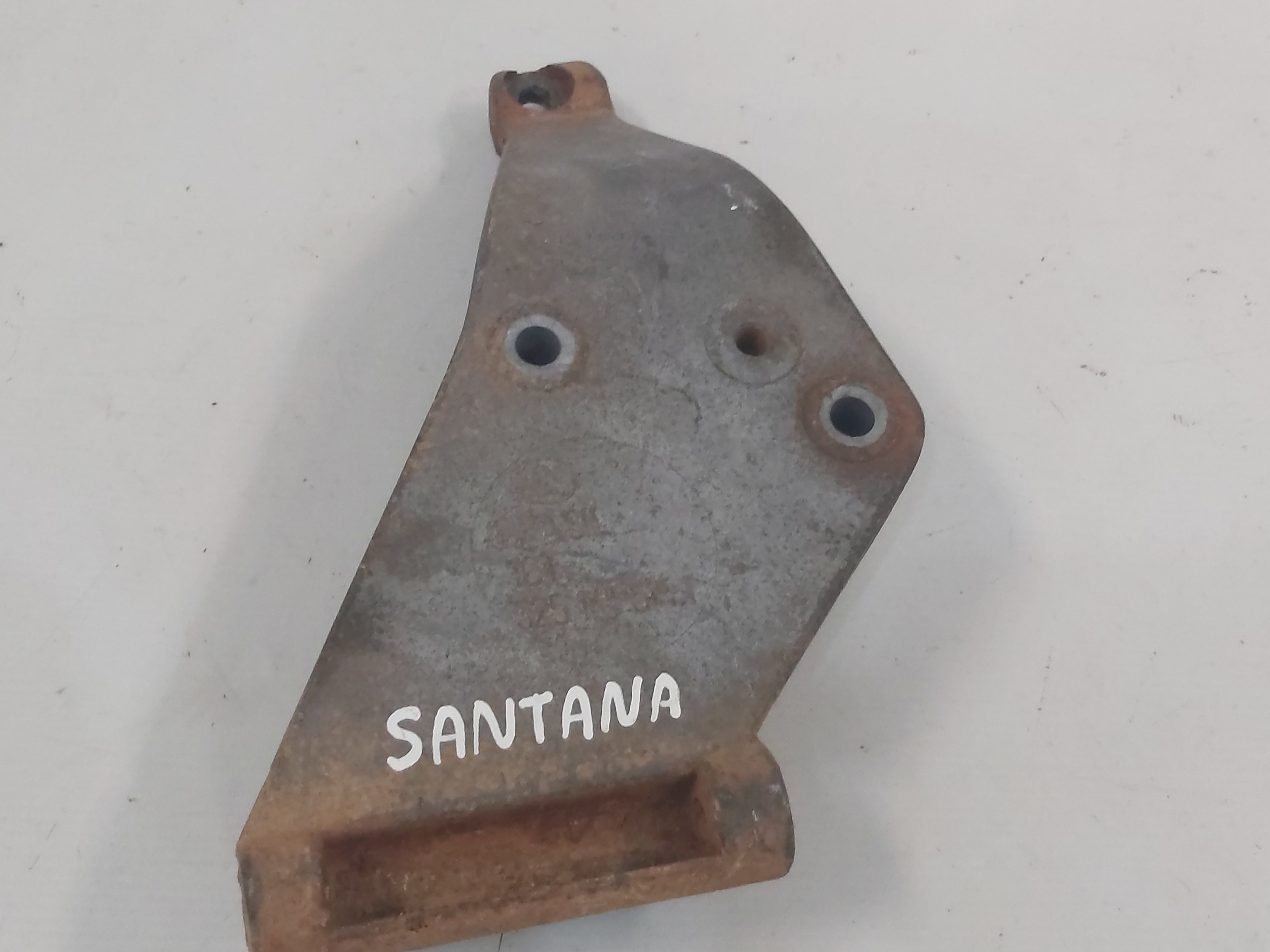 Suporte Da Bomba Hidráulica Santana 2.0 1.8 84 A 98 1
