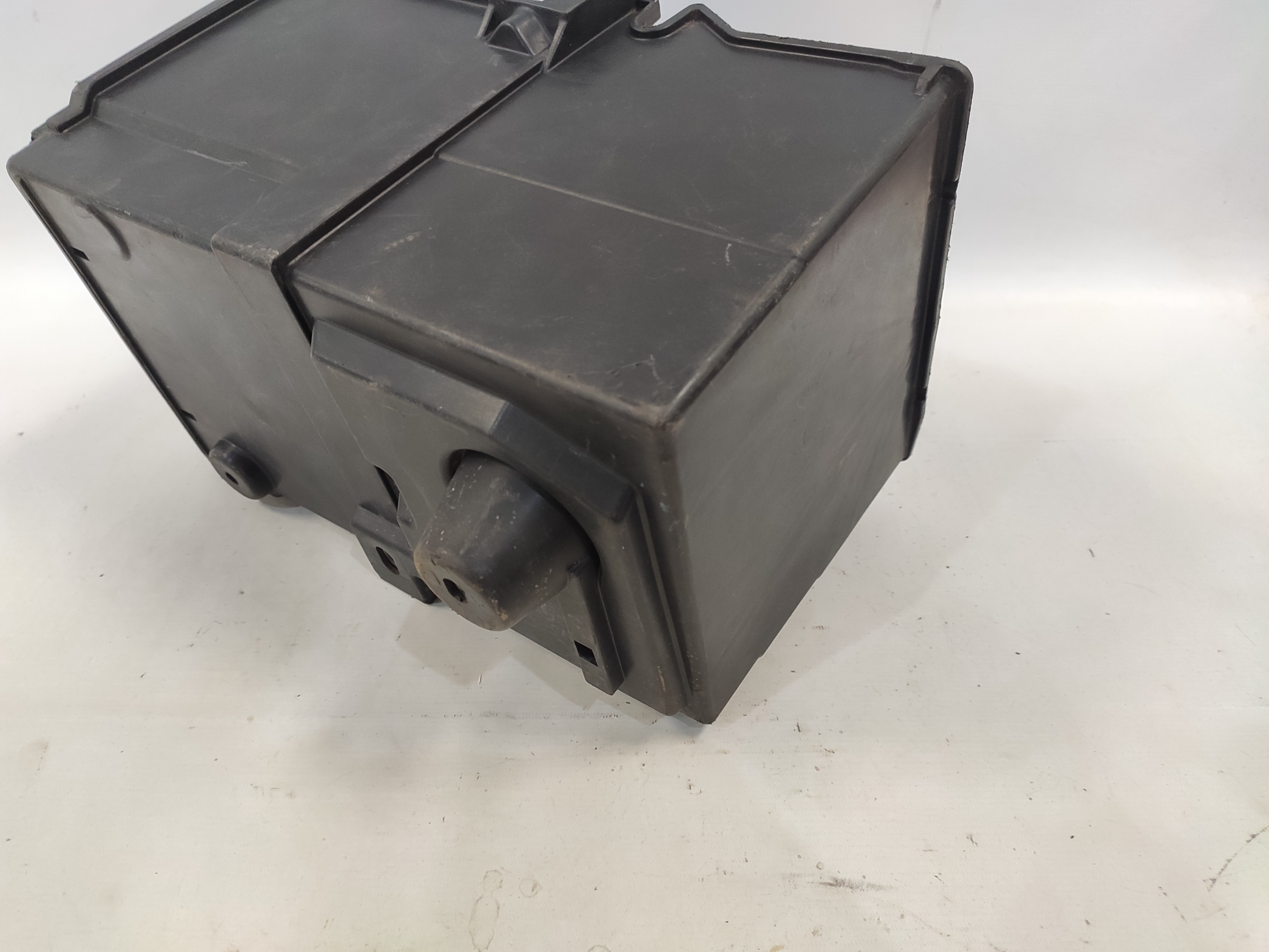 Caixa Suporte Bateria Focus 2010 2011 2012 2013 Am5110723 Preto 2