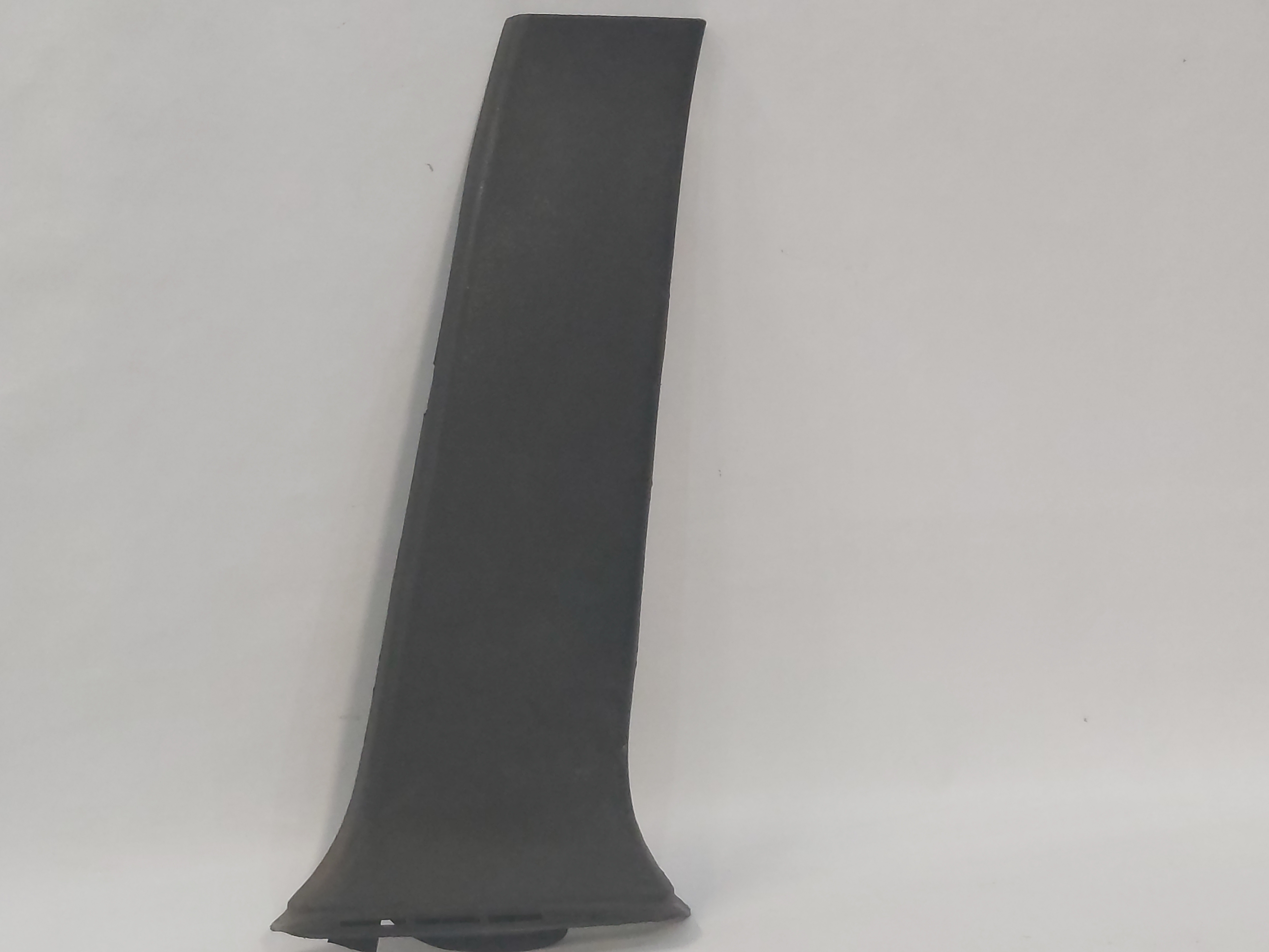 Acabamento Coluna Central Direita Gm Vectra 97 A 05 90462728 Preto