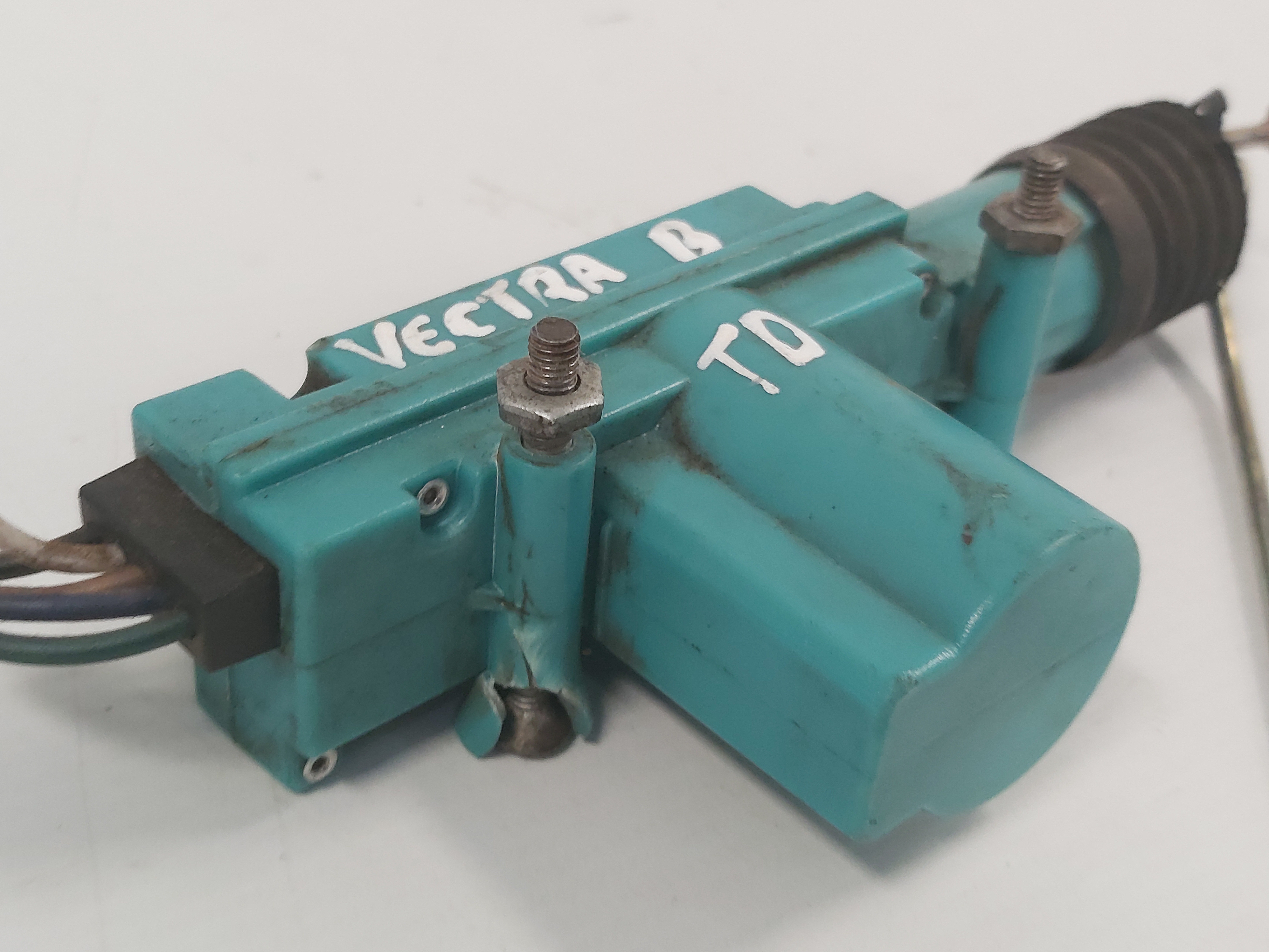 Trava Elétrica Porta Traseira Direita Vectra 97 A 2005 3