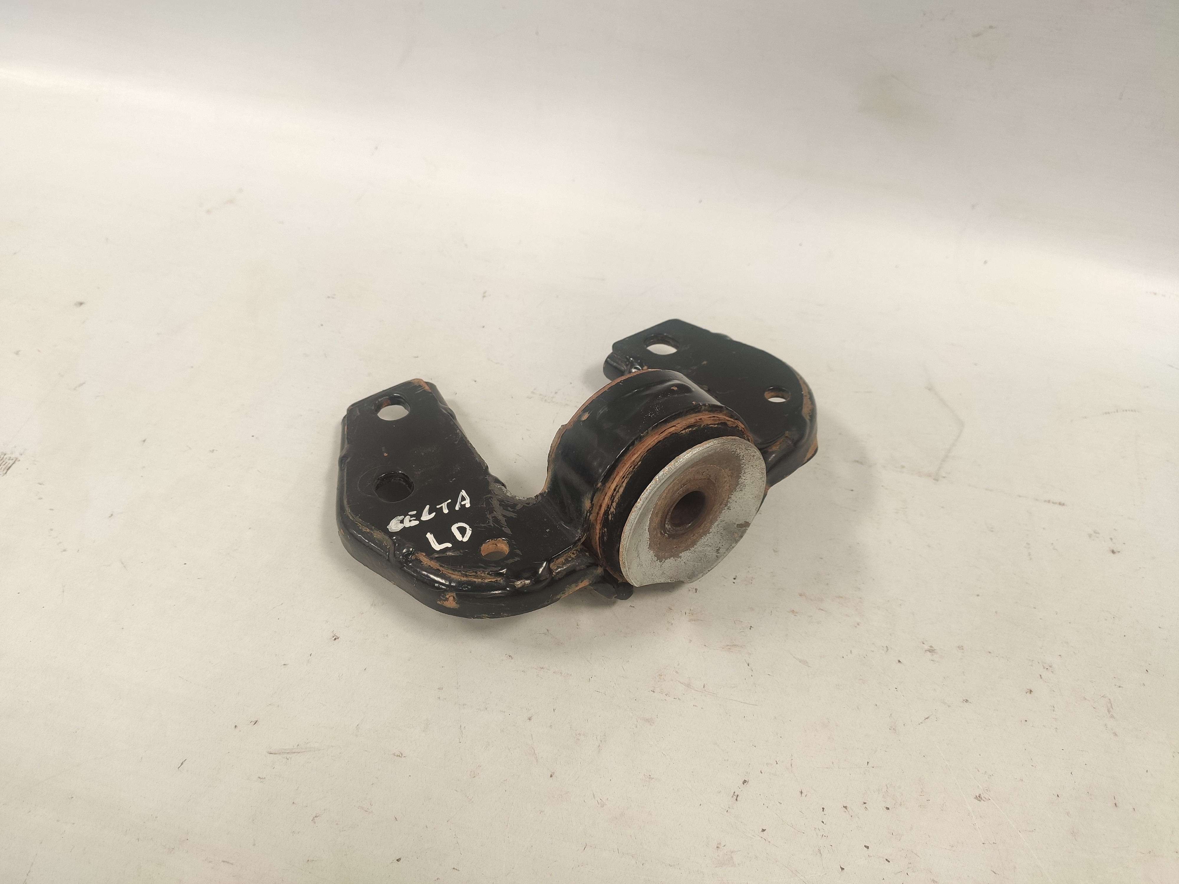 Suporte Barra Tensor Morcego Direito Celta 2001 2002 A 2016 5