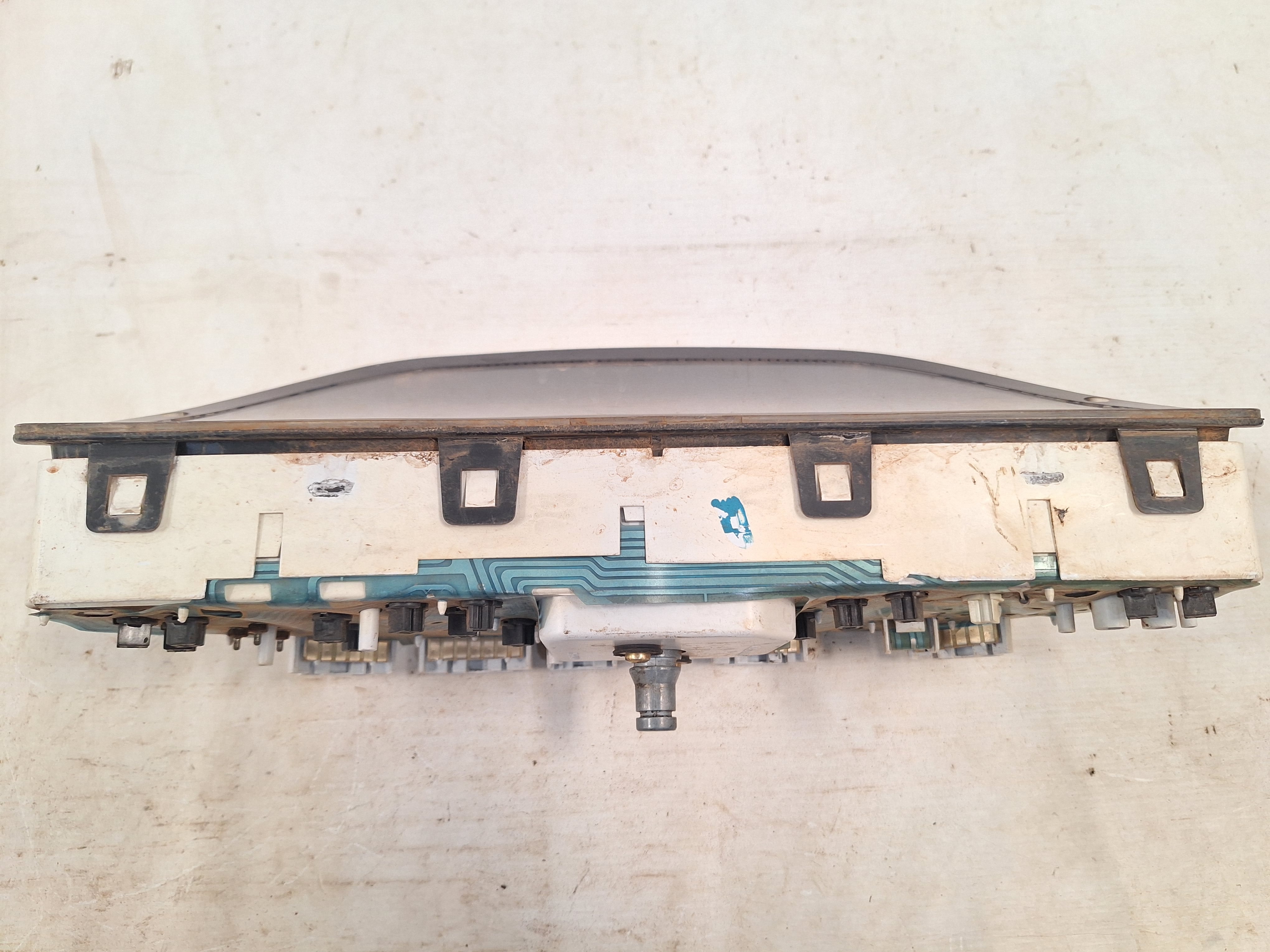 Painel De Instrumentos Fiat Palio Uno Strada 1999 A 2005 Preto E Branco 3