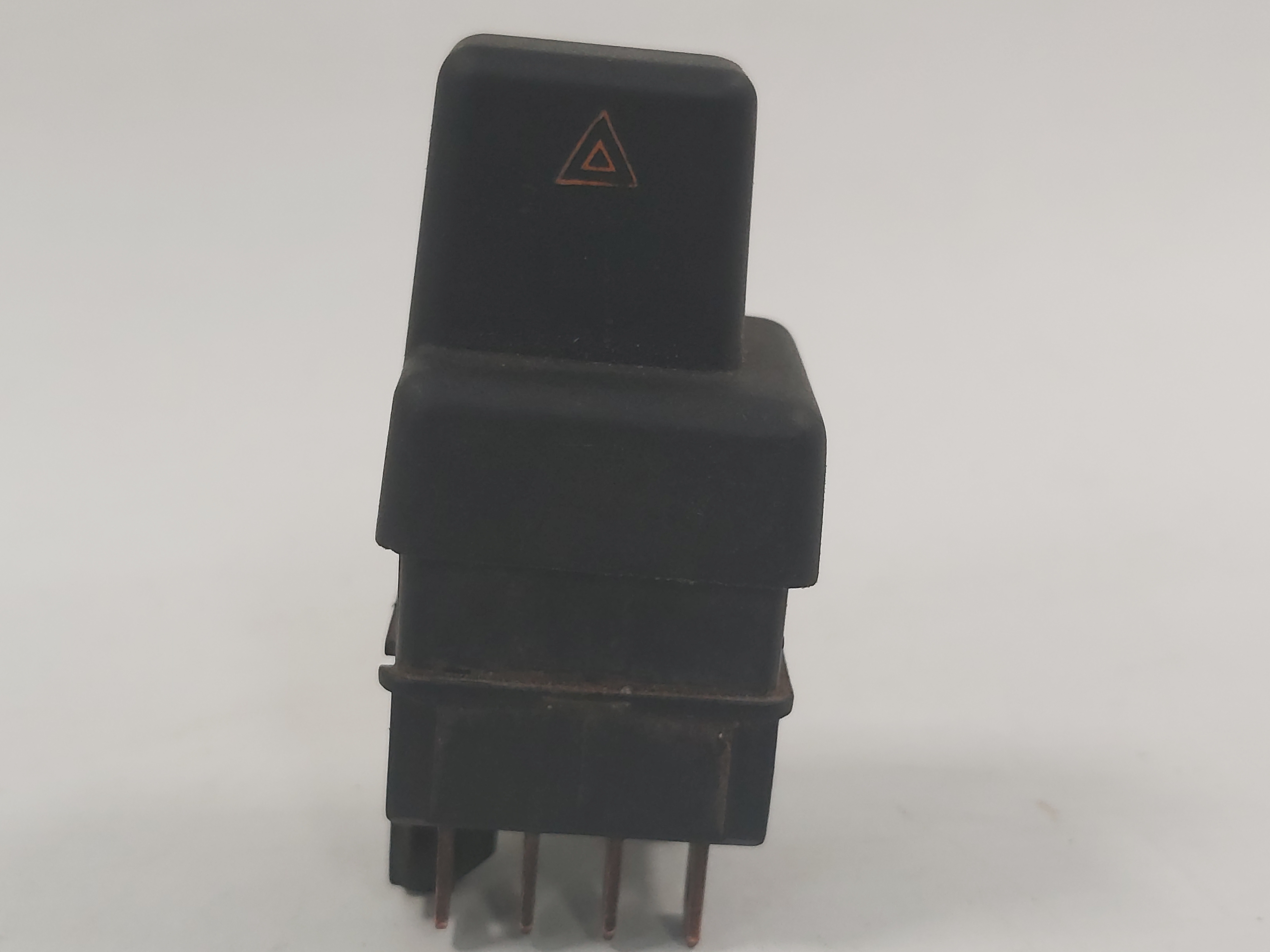 Botão Pisca Alerta Elba Uno Fiorino Premio 91 92 93 94 95 96 Preto 1
