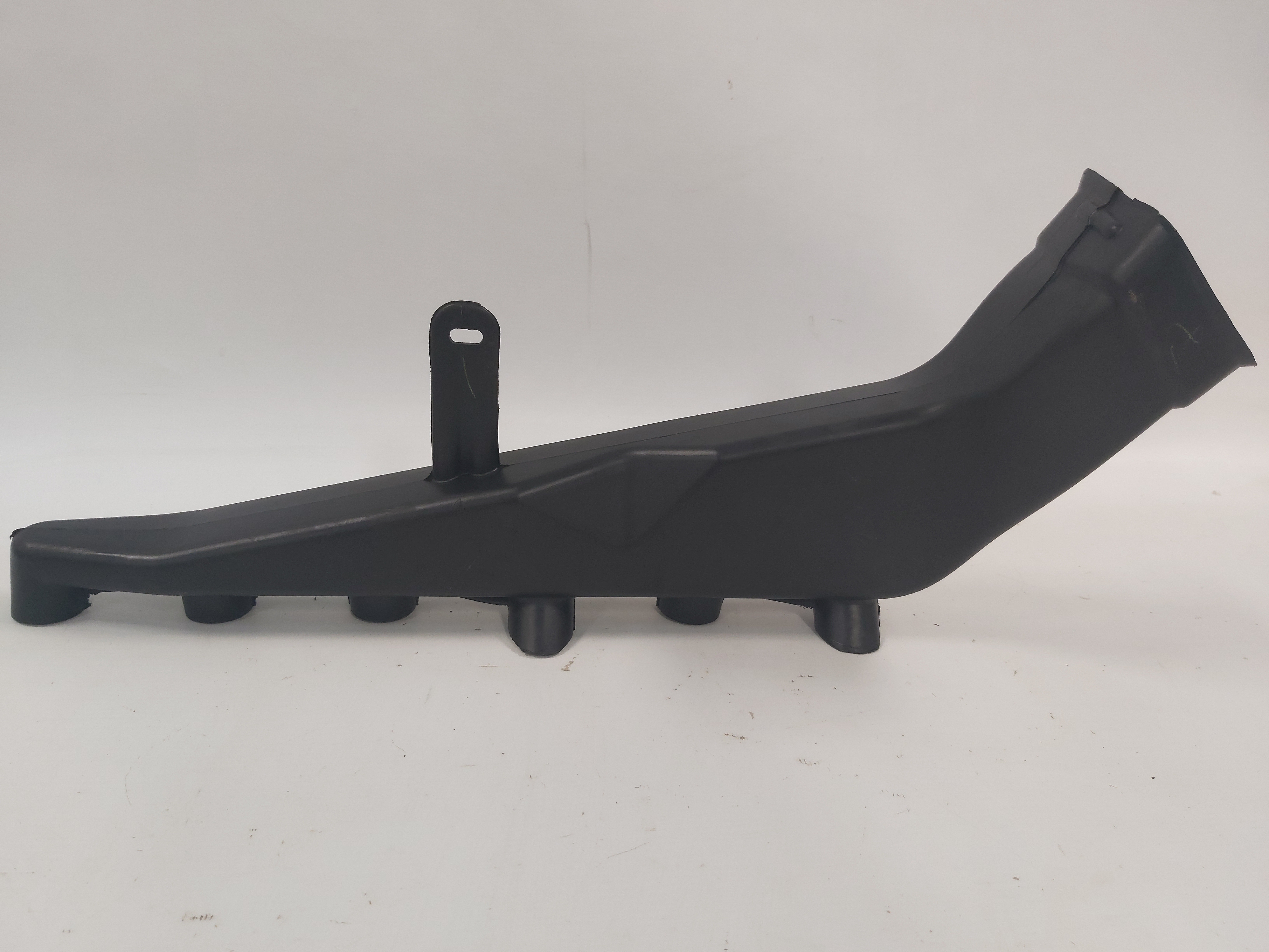 Duto De Ar Assoalho Esquerdo Vw Jetta Tiguan 2011 A 2015 4