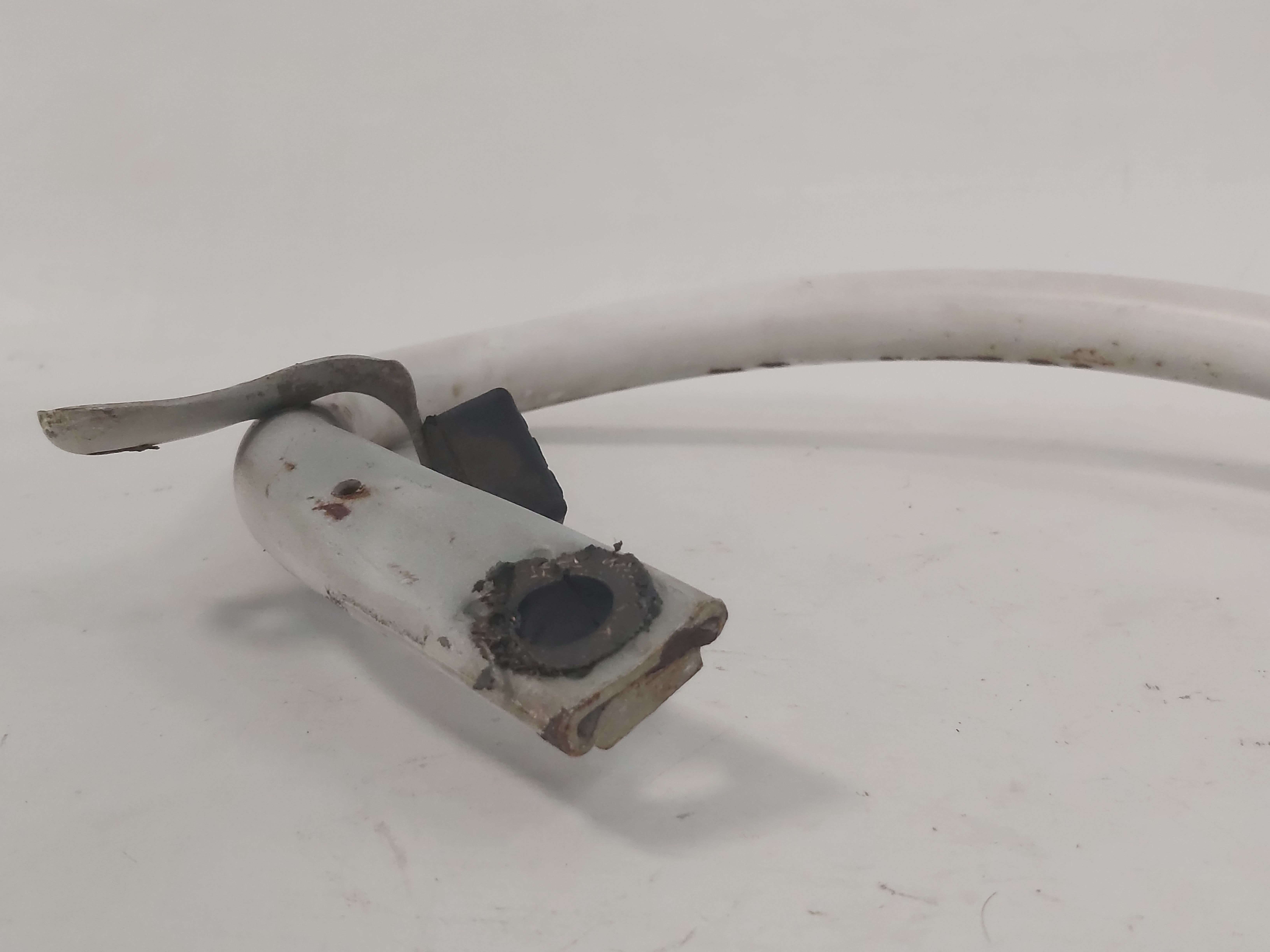 Braço Dobradiça Esquerda Tampa Traseira Vectra 97 A 2005 4