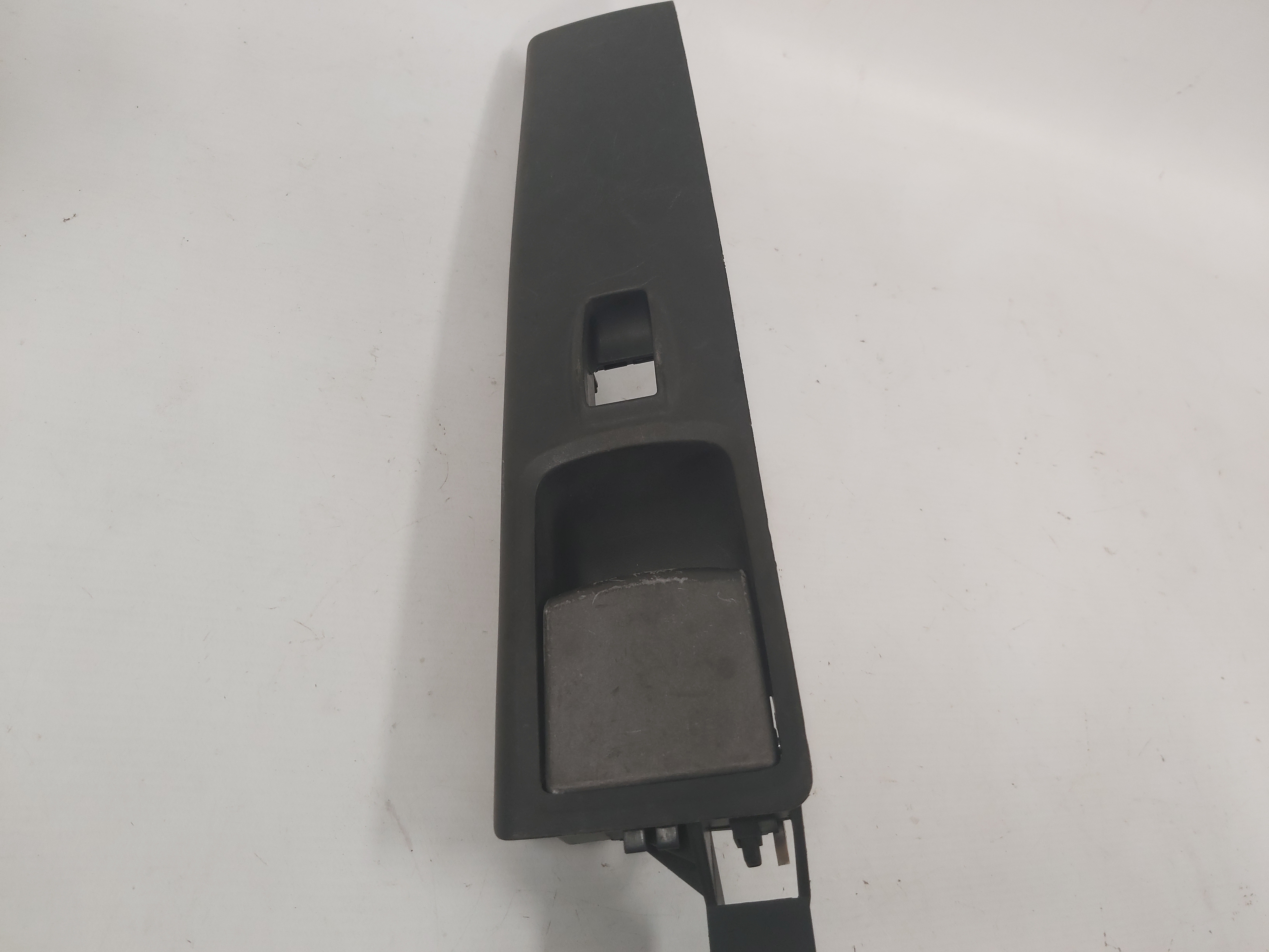 Puxador Com Moldura Dianteira Fiat Idea 2005 2006 A 2010 1