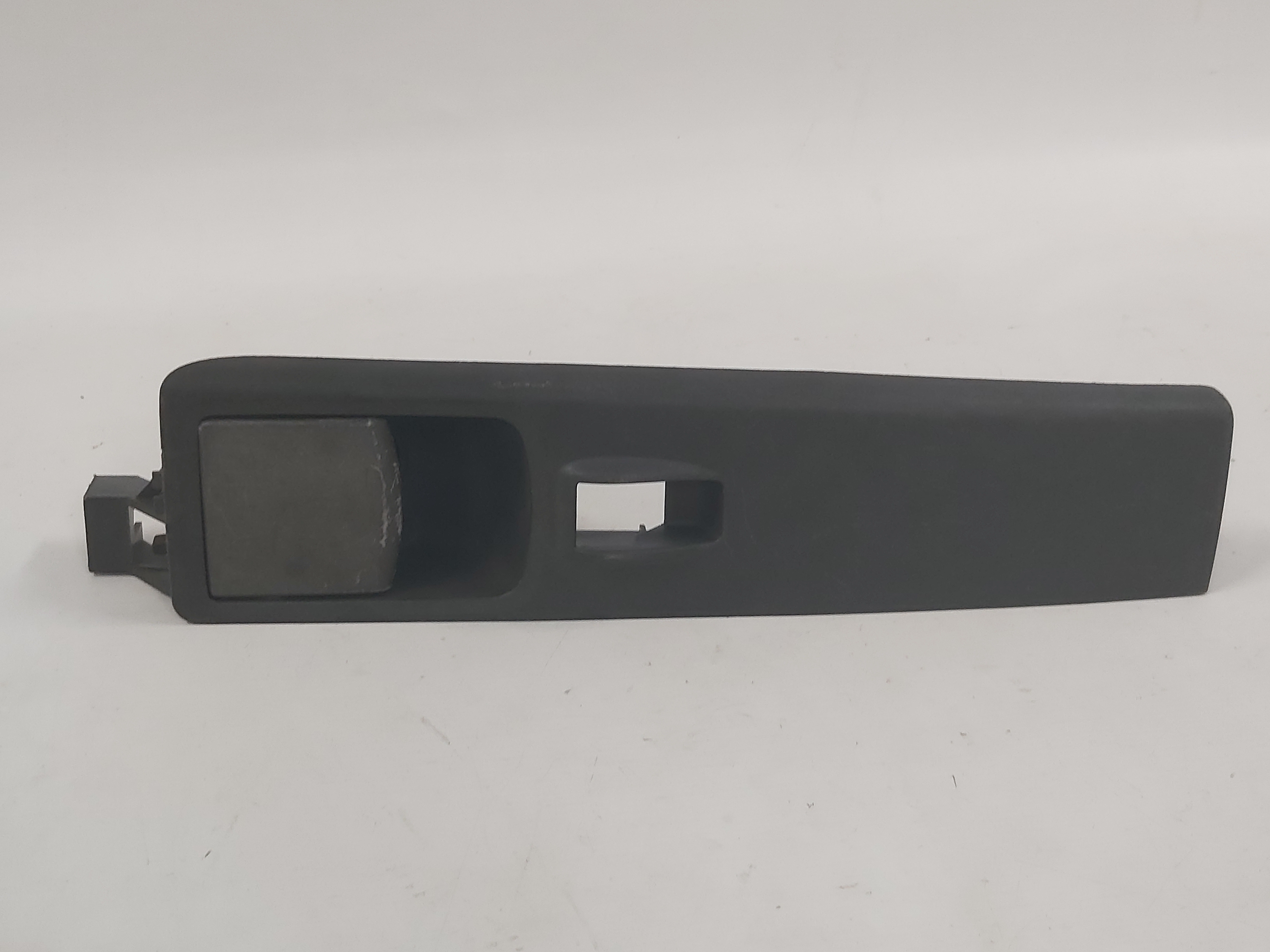 Puxador Com Moldura Dianteira Fiat Idea 2005 2006 A 2010 2
