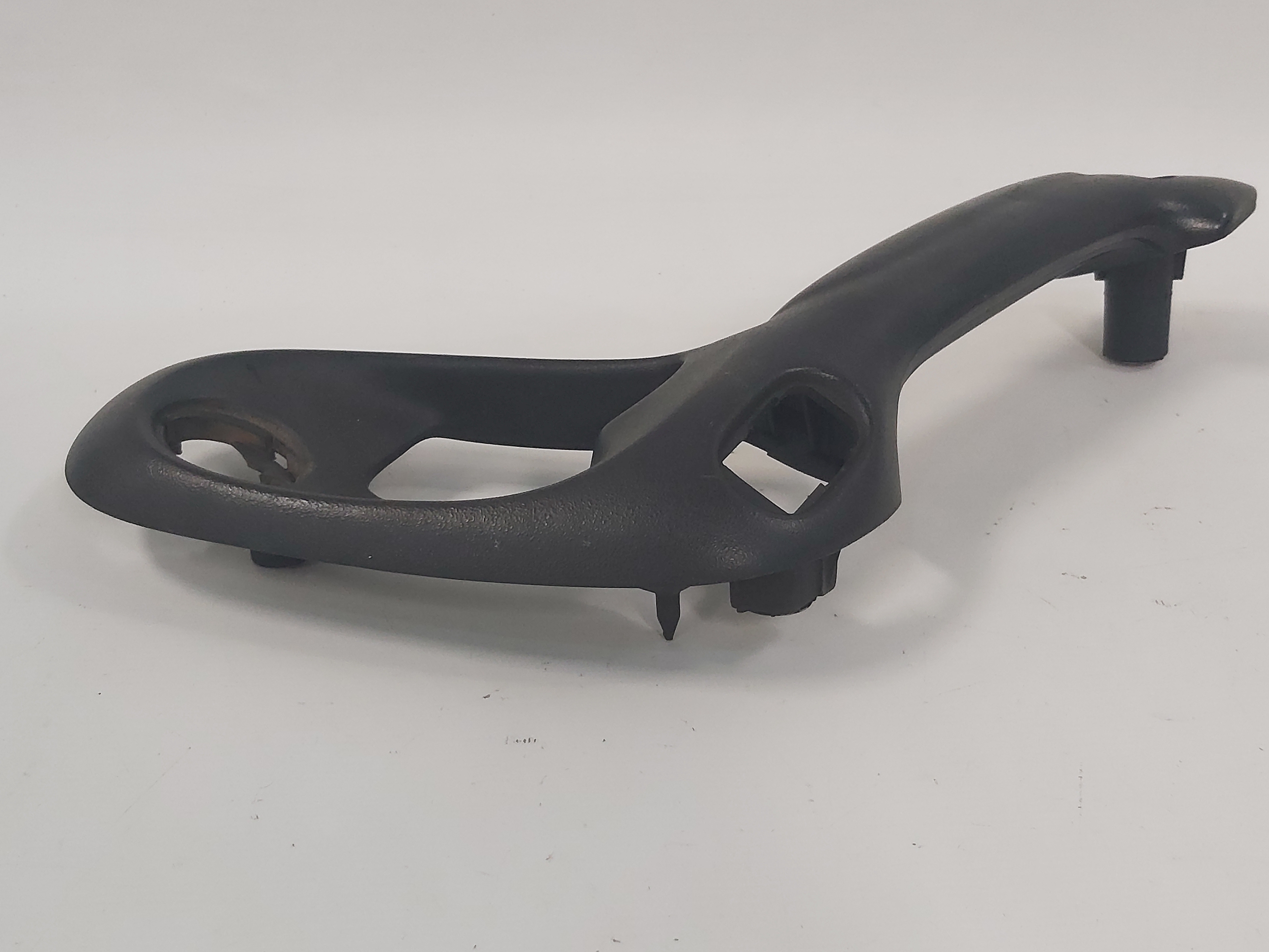 Apoio Braço Puxador Porta Traseiro Esq. Gm Vectra 97 A 05 Preto 3