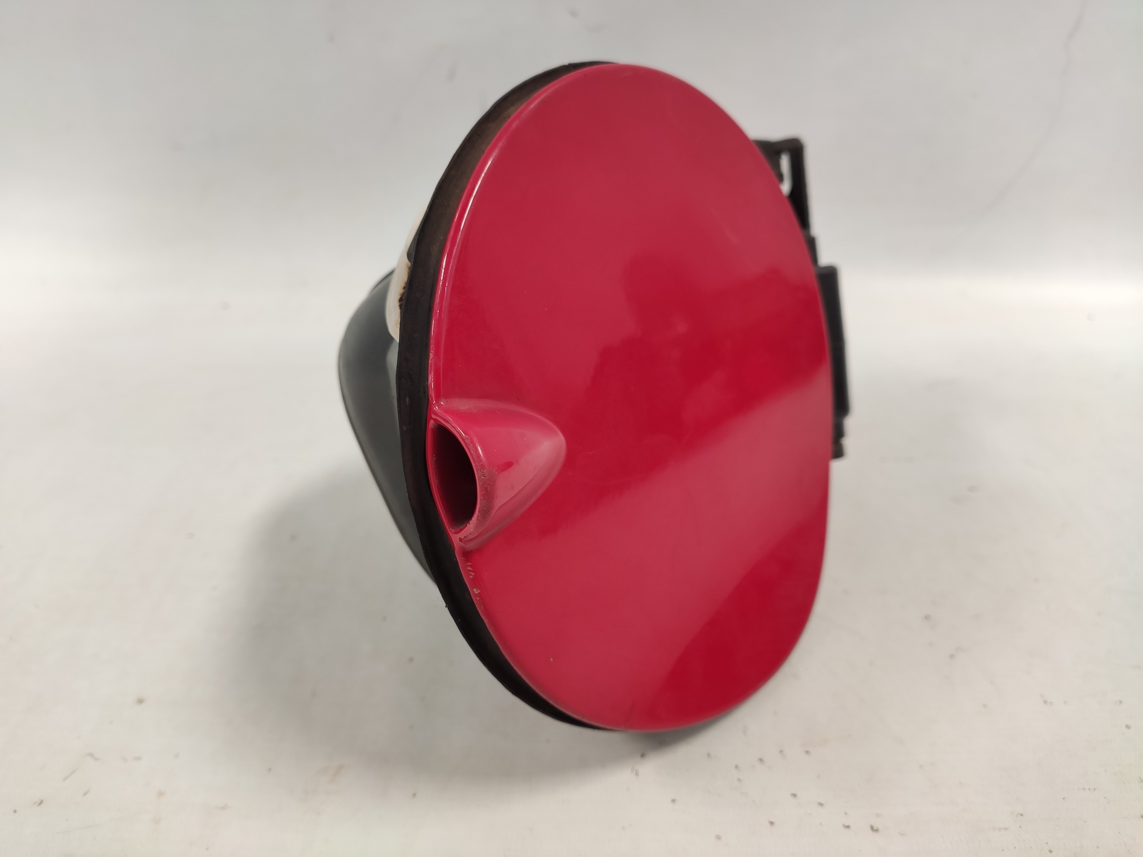 Portinhola Tanque Combustível Onix 2013 14 15 16 17 18 2019 Vermelho 2013 2