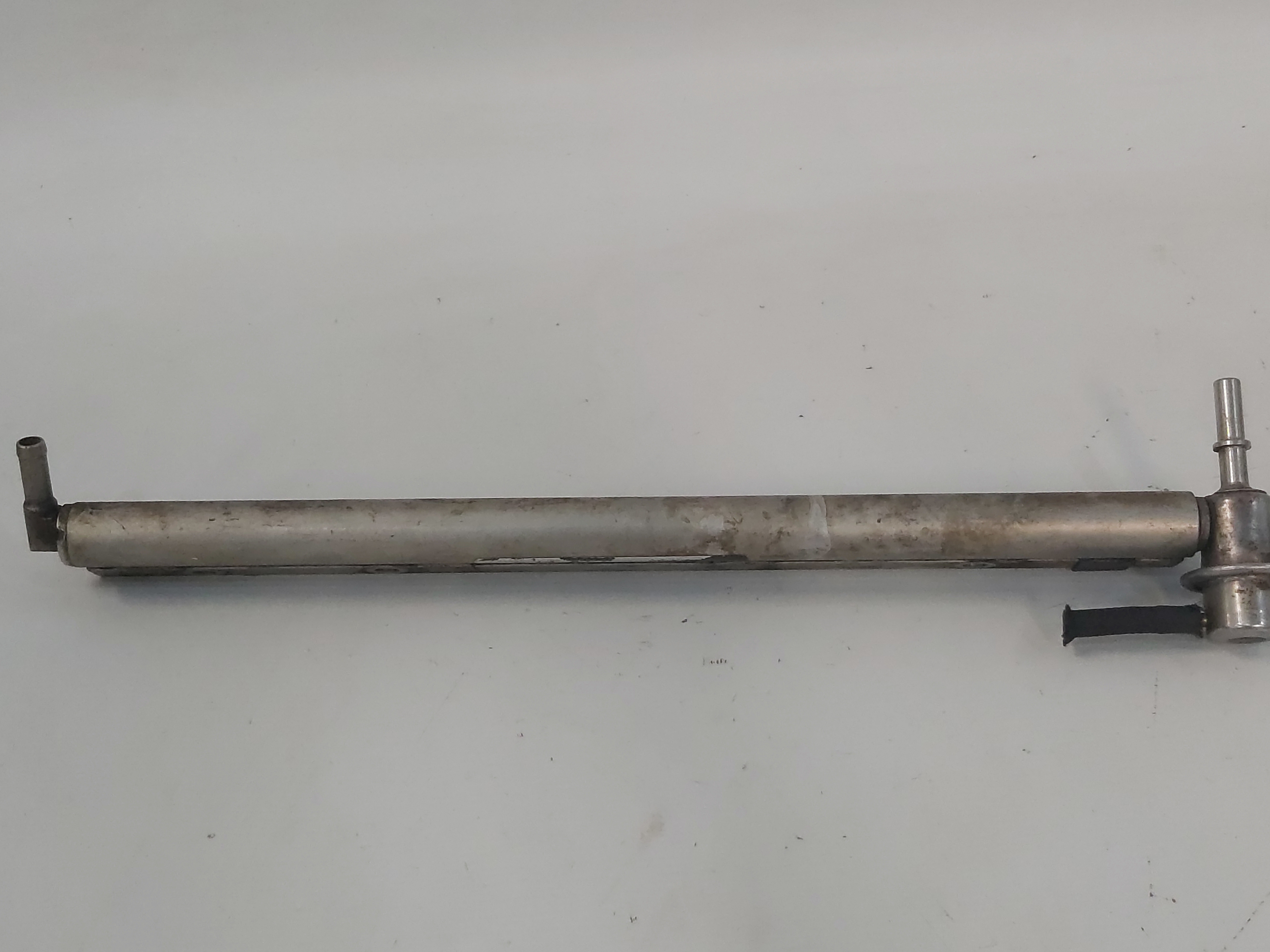 Flauta Bico Injetor Gm Vectra 2.0 8v 97 98 99 2000 A 2005 2